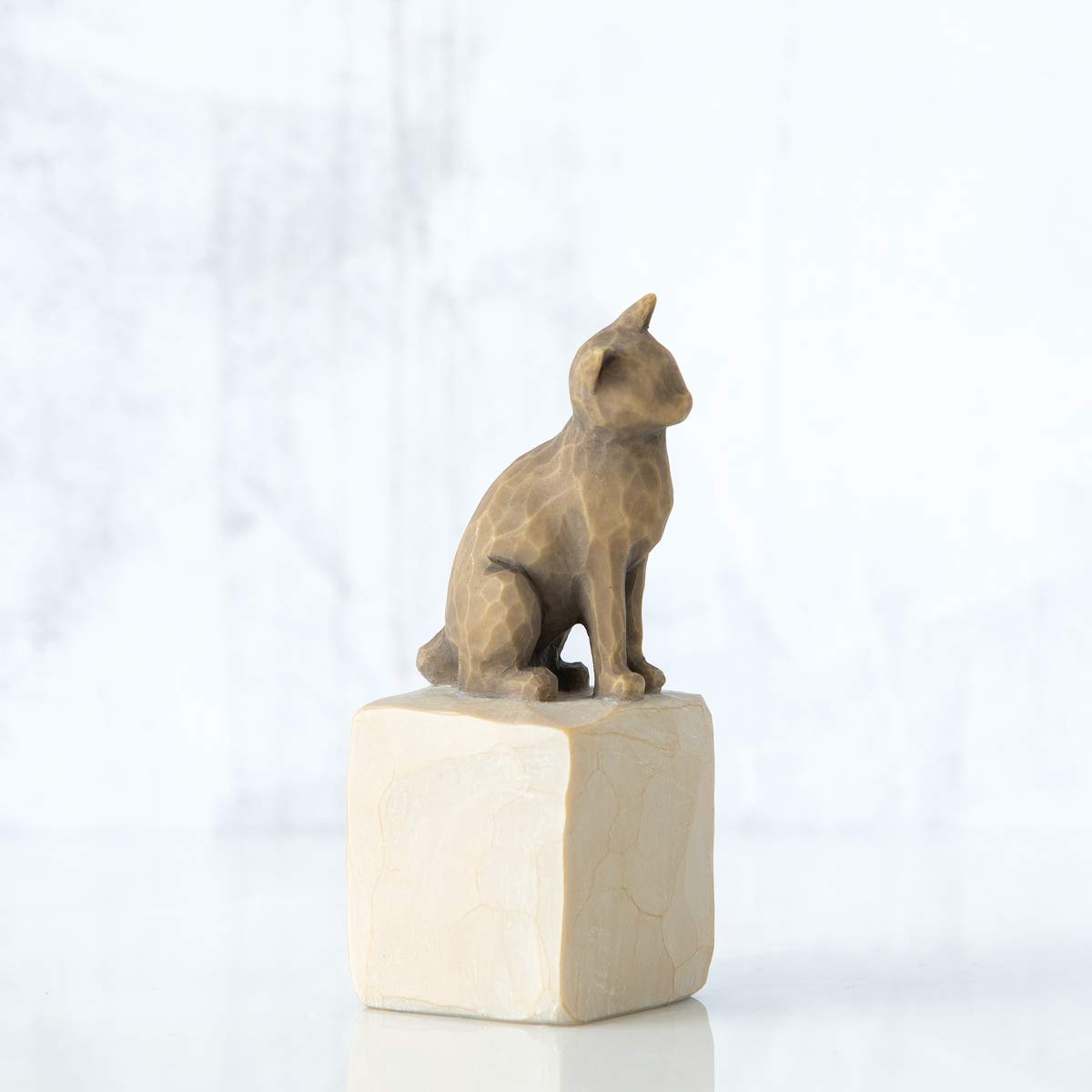 Willow Tree Love My Cat Dark Figurine - Resin Sculpture | Hand-Painted | 3 x 3 x 7.5 cm 5