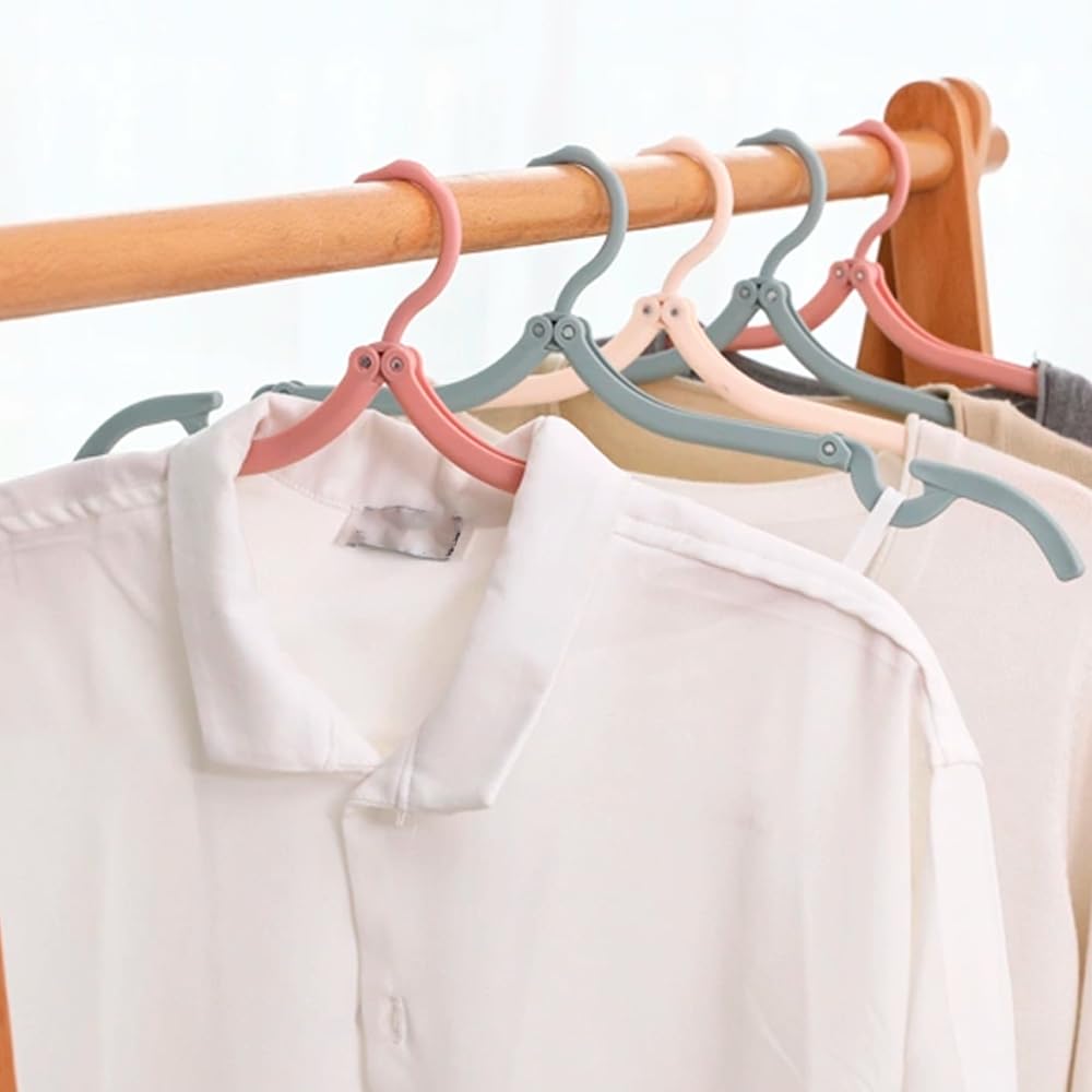 Armo Home Pack of 12 Foldable Travel Hangers - Plastic, Black, Space Saving