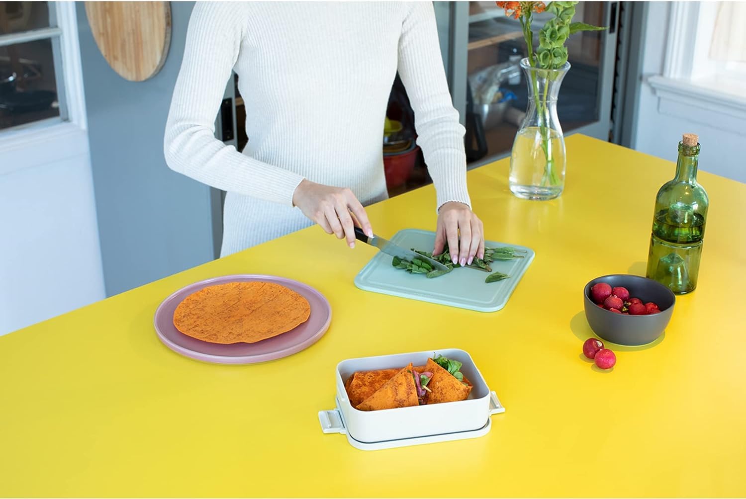Brabantia Make & Take Lunch Box - 1.1L Medium | BPA-Free | Microwave & Freezer Safe | Light Grey 6