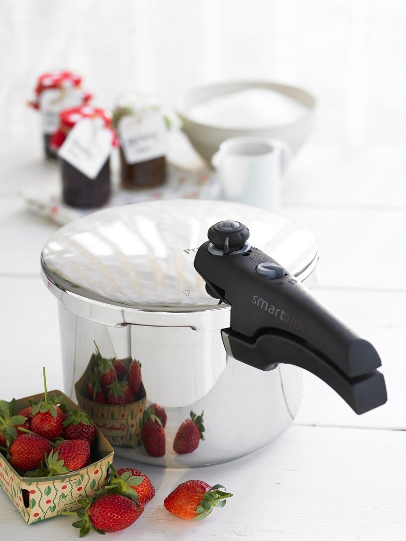 Prestige Smart Plus Stainless Steel Pressure Cooker - 6L Capacity | 2 Pressure Settings | Safety Locking Lid 3