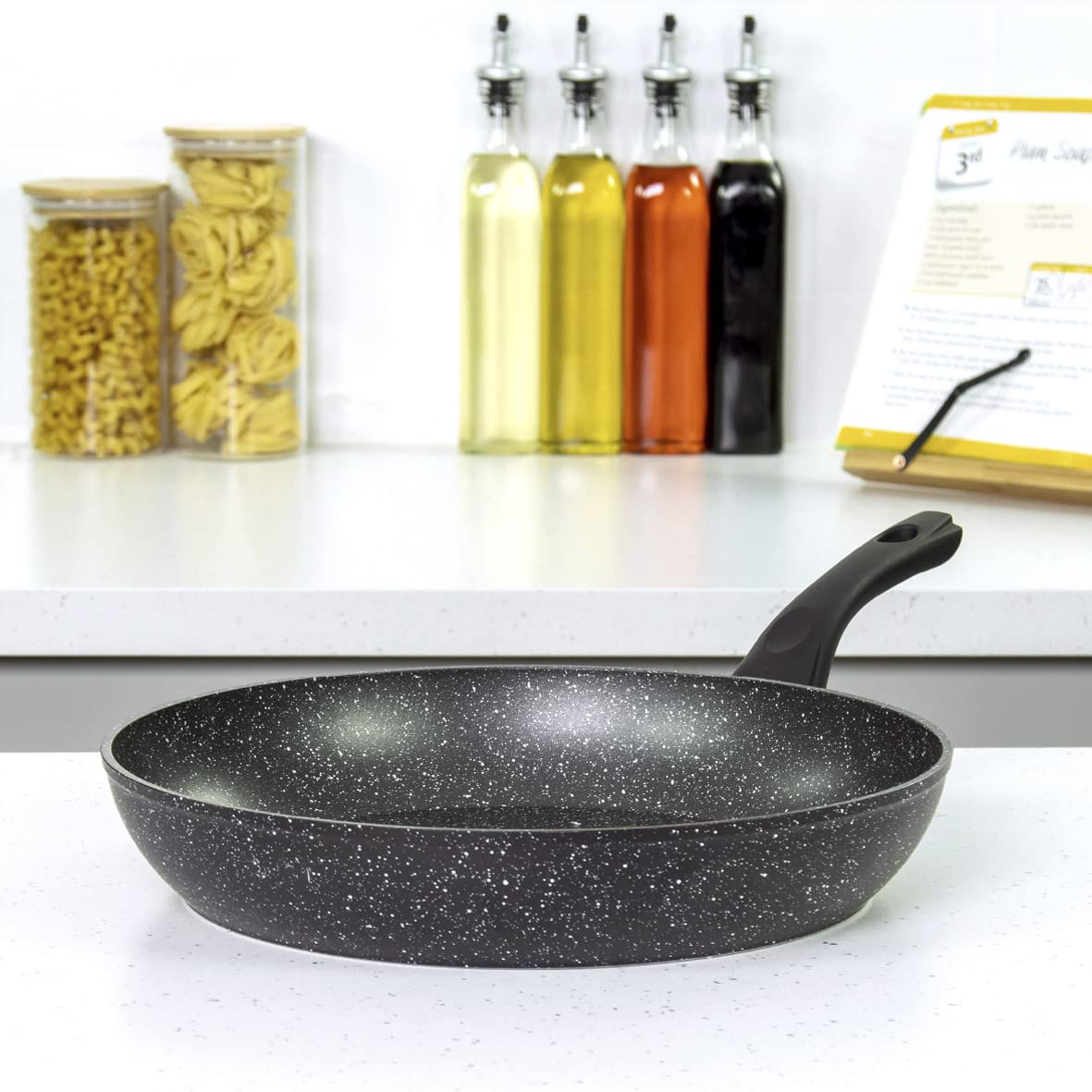 Blackmoor 67259 Classic 32cm Frying Pan | Non-Stick Coating | Cool Touch Handle | All Hobs Incl. Induction 9