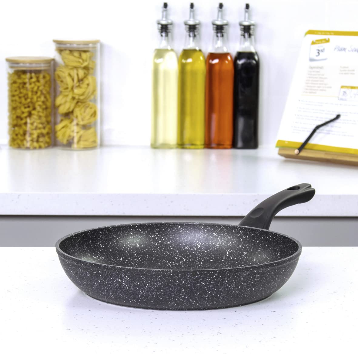 Blackmoor 67090 Classic 26cm Frying Pan - Non-Stick, Cool Touch Handle, All Hobs Incl. Induction 8