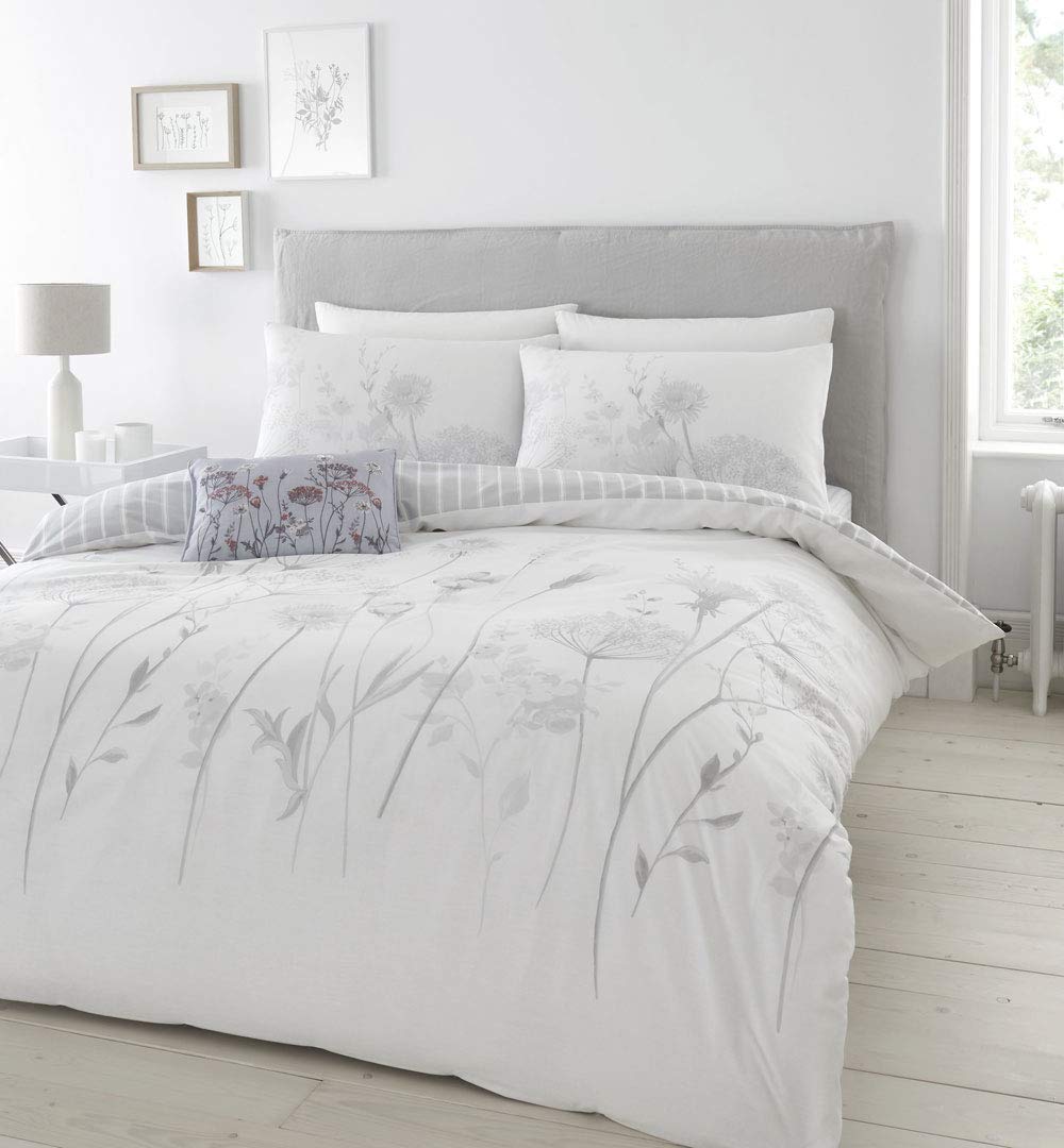 Catherine Lansfield Meadowsweet Floral Reversible Double Duvet Cover Set with 2 Pillowcases White 2