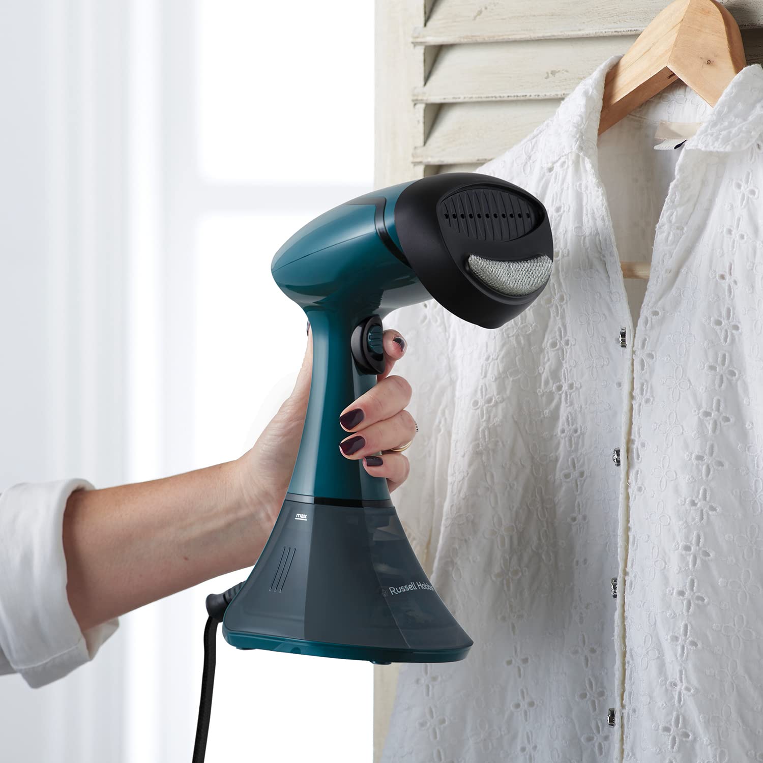 Russell Hobbs Steam Genie Handheld Clothes Steamer - 1600W, 200ml Tank, Ready in 45s | Green 2