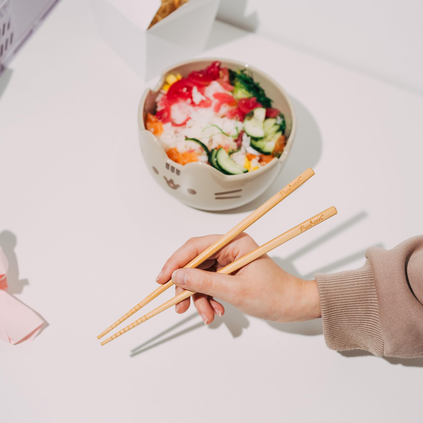 Grupo Erik Pusheen Ramen Bowl Set with Chopsticks | 900 ml Capacity | Microwave & Dishwasher Safe 6