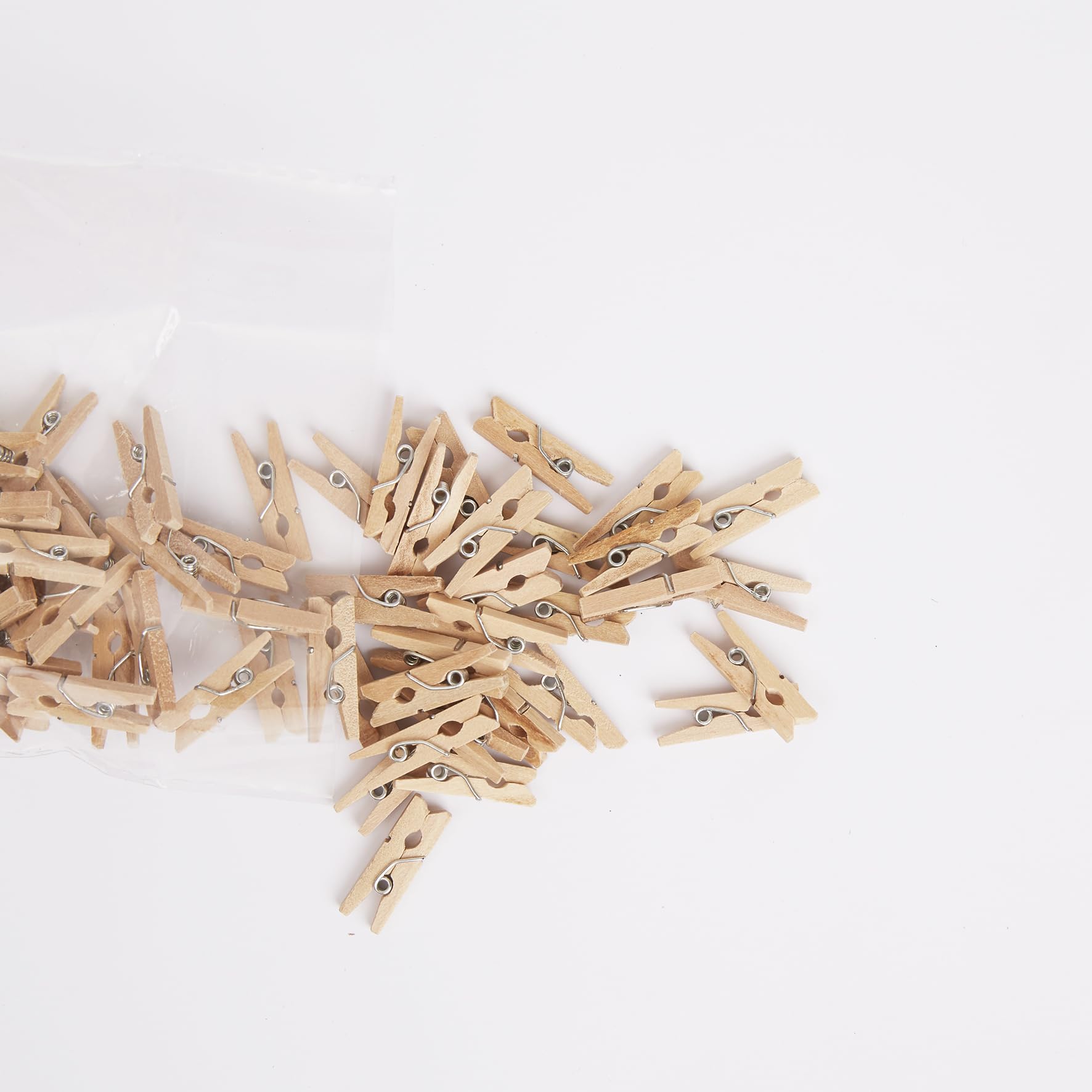Papermania Mini Wooden Pegs - Pack of 50 | 2.5cm Size | Natural Wood 4