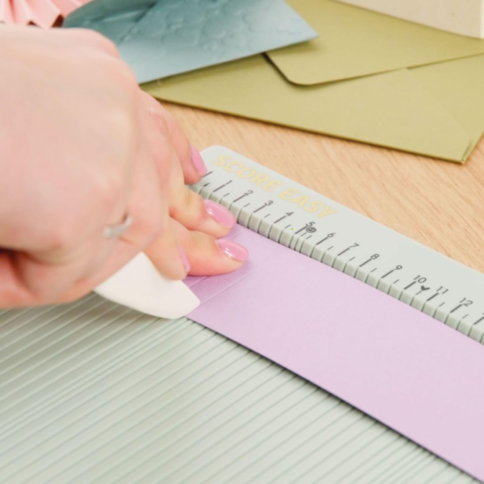 Vaessen Creative Easy Scoring Board CM with Bone Folder | 30.5 x 30.5 cm Scoring Area 11