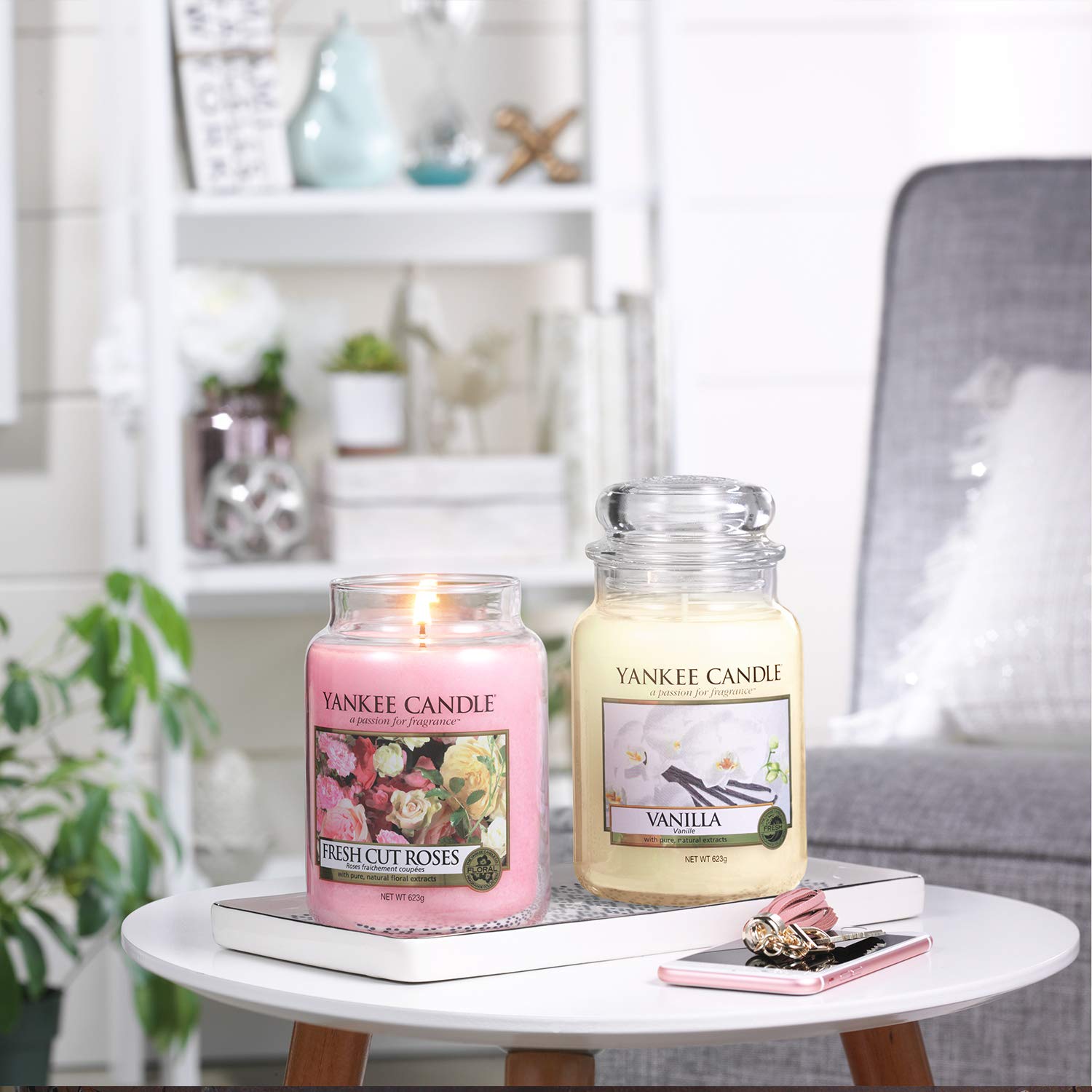 Yankee Candle Vanilla Scented Candle - Large Jar | Up to 150 Hours Burn Time | 623g 9