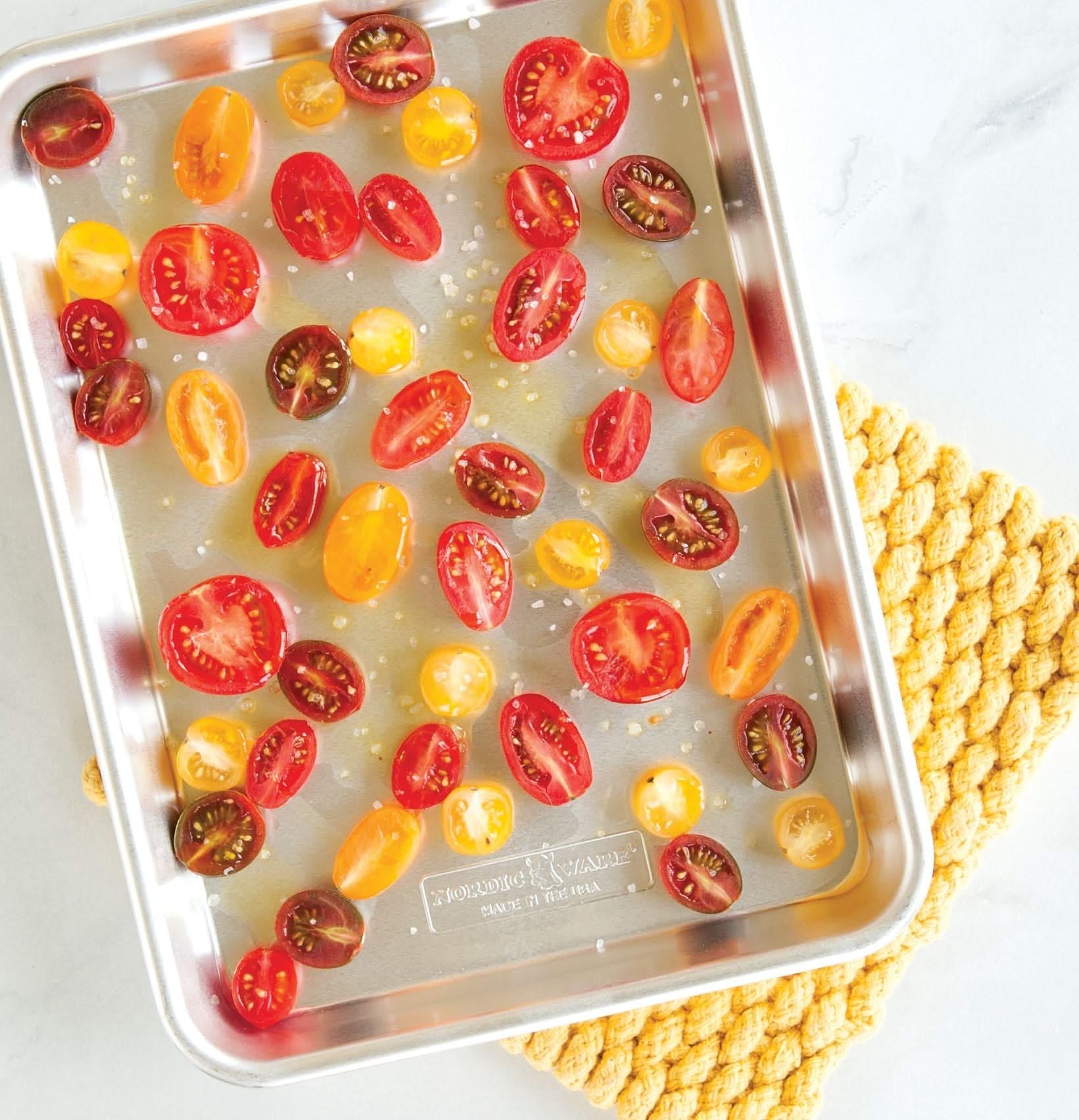 Nordic Ware Naturals Quarter Baking Sheet - Natural Aluminium, Superior Heat Conductivity | 12.1" x 8.8" 3