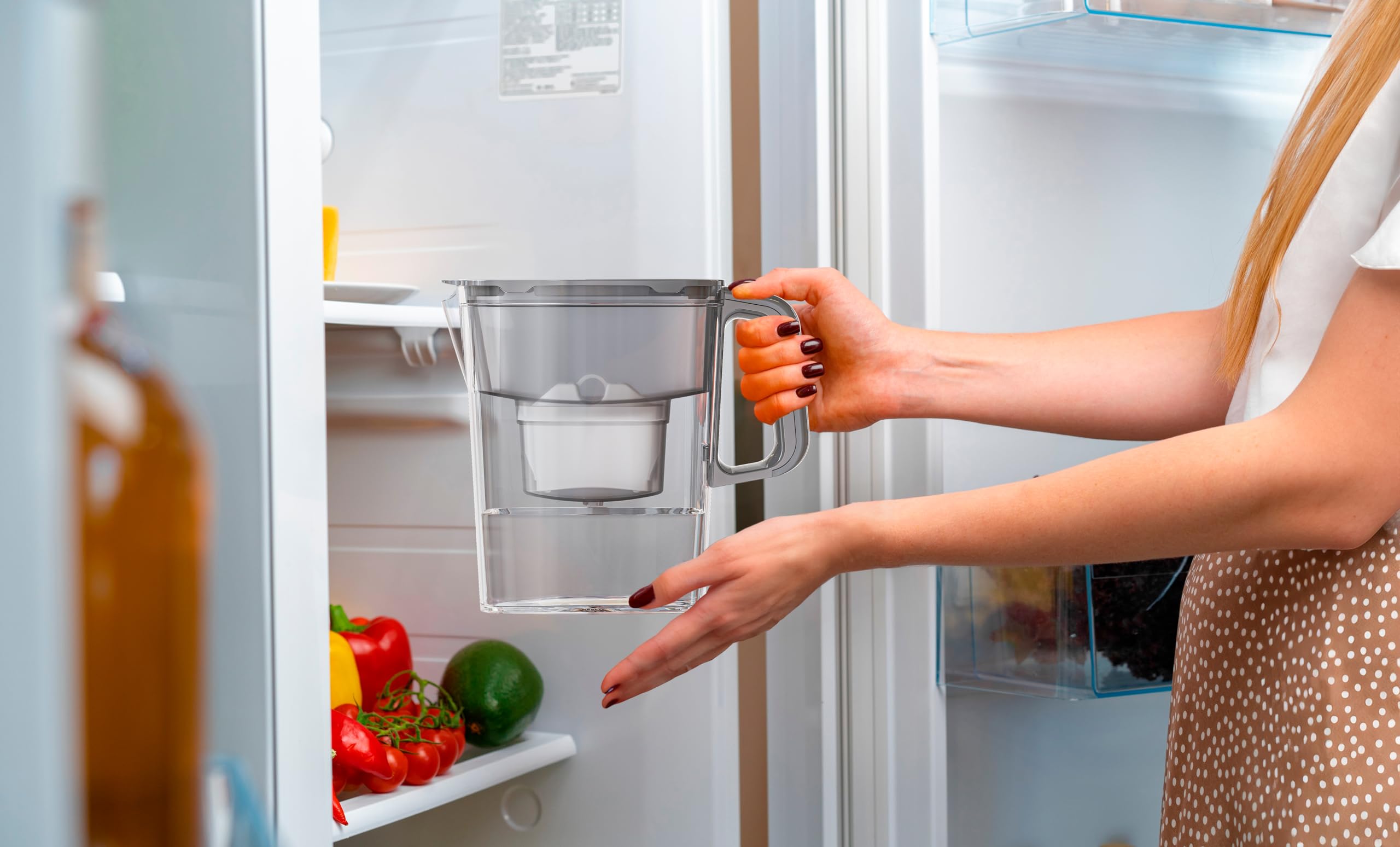 AQUAPHOR Compact Water Filter Jug - 2.4L Capacity with 1 Maxfor+ Filter | Fridge Door Fit 5