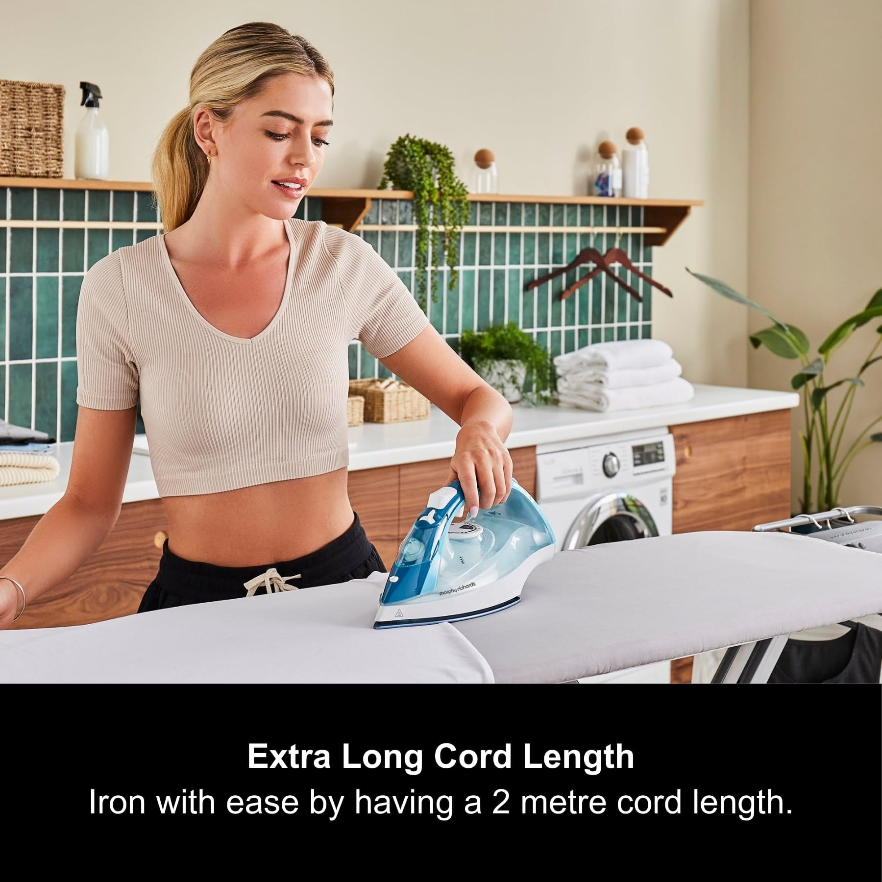 Morphy Richards Crystal Clear Steam Iron - 2400W Power, 100g Steam Boost, Ceramic Soleplate 3