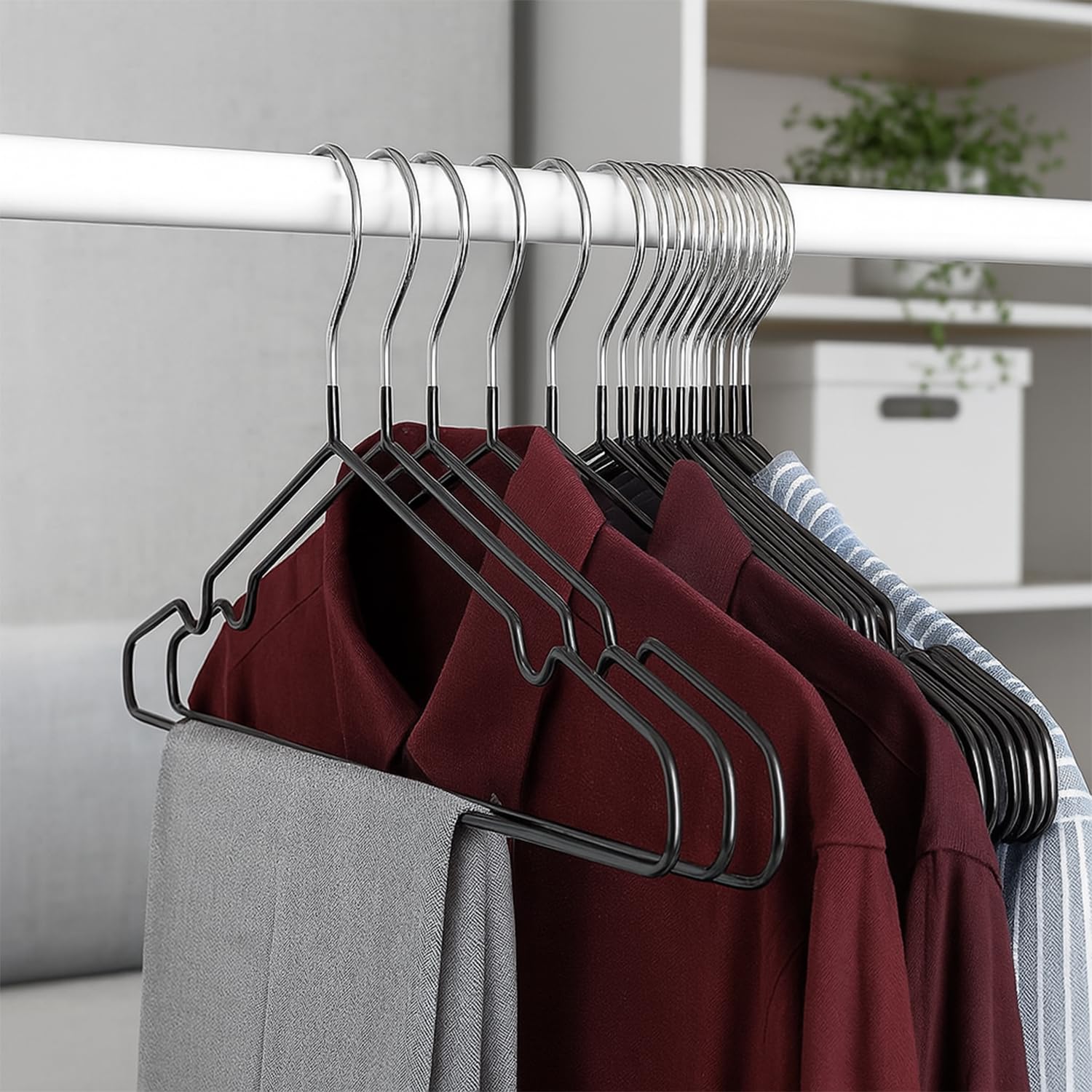 KEPLIN 20 Pack Rubber Coated Metal Hangers - Heavy Duty, Space Saving, Anti-Slip | Black 8