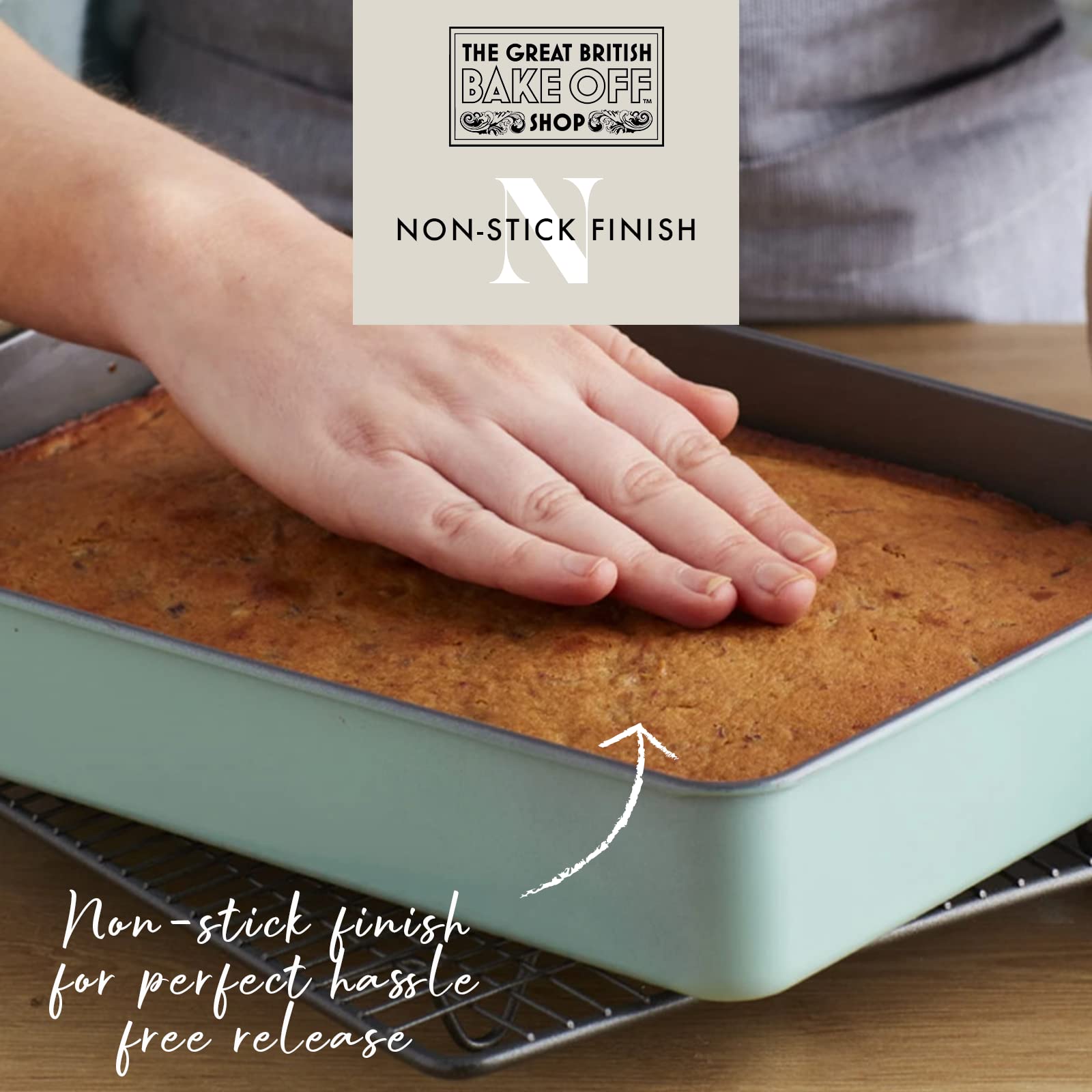 The Great British Bake Off Brownie Tin - Non-Stick Carbon Steel Traybake Pan | 30 x 20 x 5cm 5