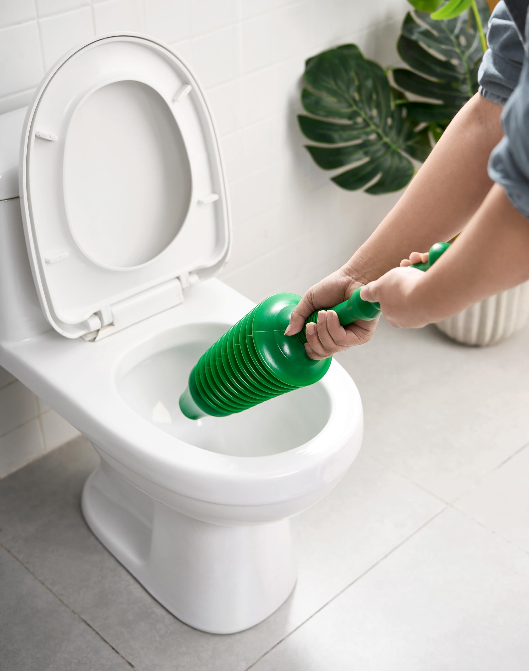 Vivo Technologies Heavy Duty Toilet Plunger - Powerful Water Pressure Unblocker | Green | 59 cm Length 2