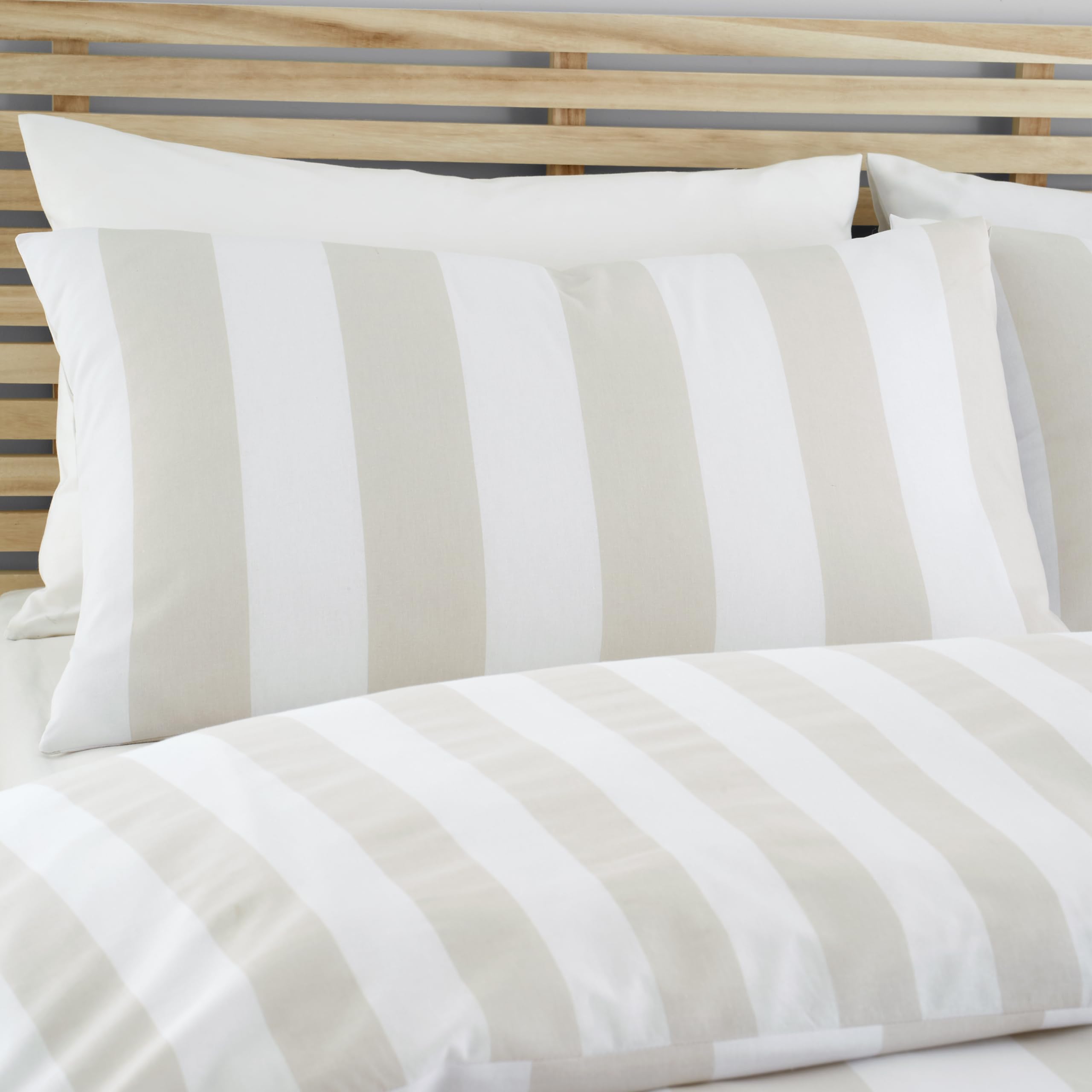 Catherine Lansfield Cove Stripe Reversible Double Duvet Cover Set | 200x200cm | 52% Poly/48% Cotton 3