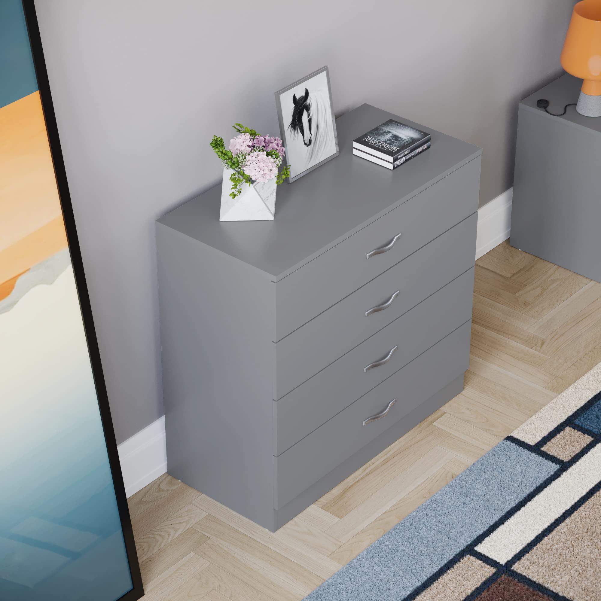 Vida Designs Riano 4 Drawer Chest of Drawers | Grey | Metal Handles & Runners 7