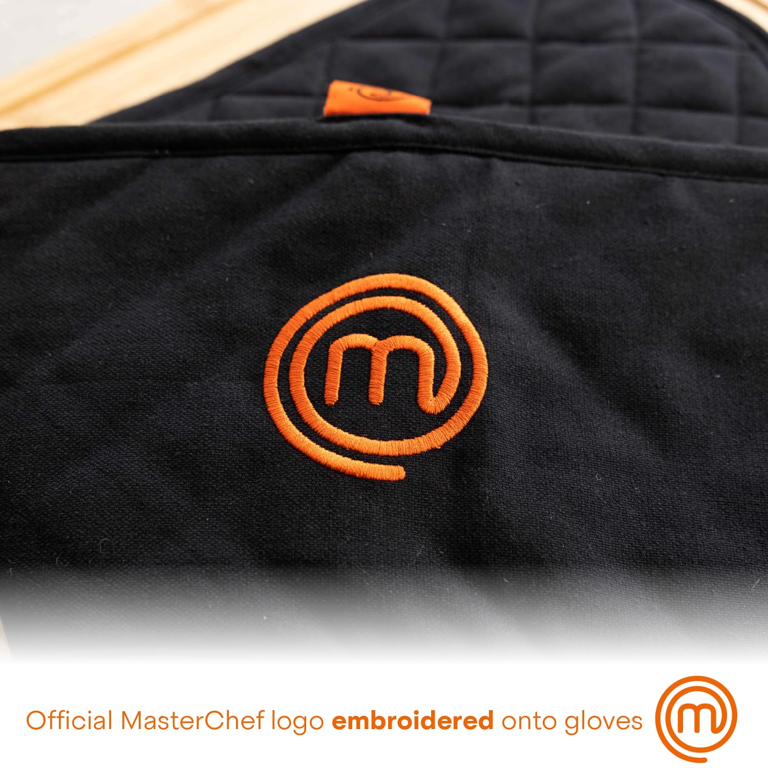 MasterChef Double Oven Gloves - Heat Resistant Cotton Mitts up to 250°C | Vivid Black 5