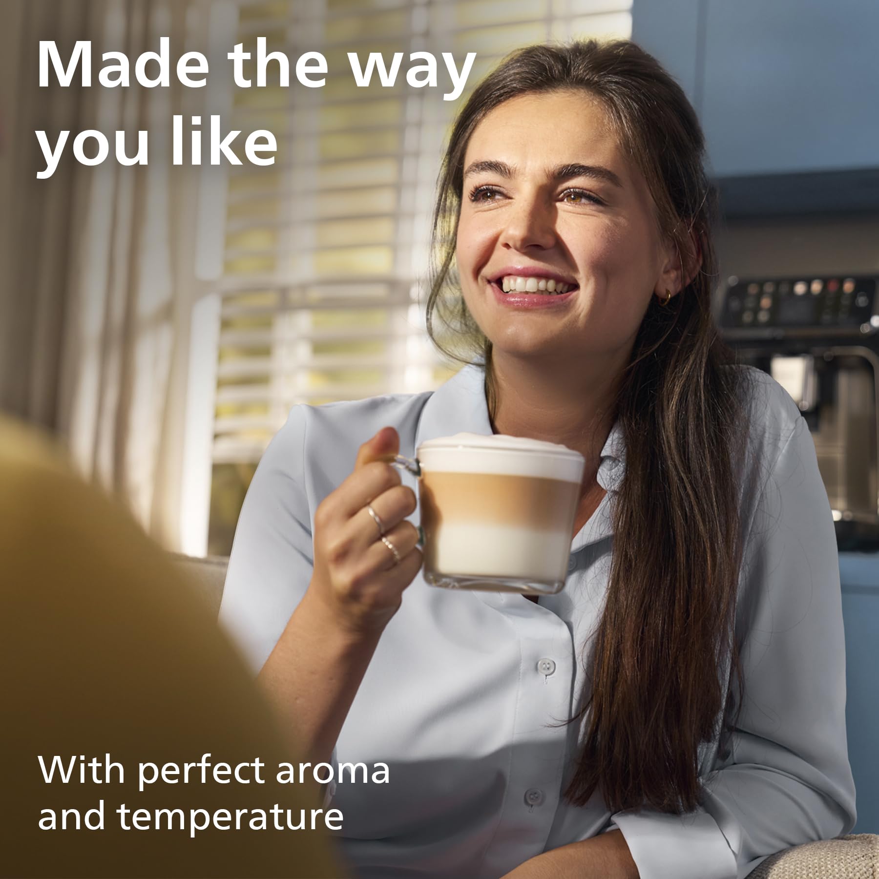 Philips 2200 Series Bean to Cup Coffee Machine - 2 Coffee Varieties, Classic Milk Frother, Black 6