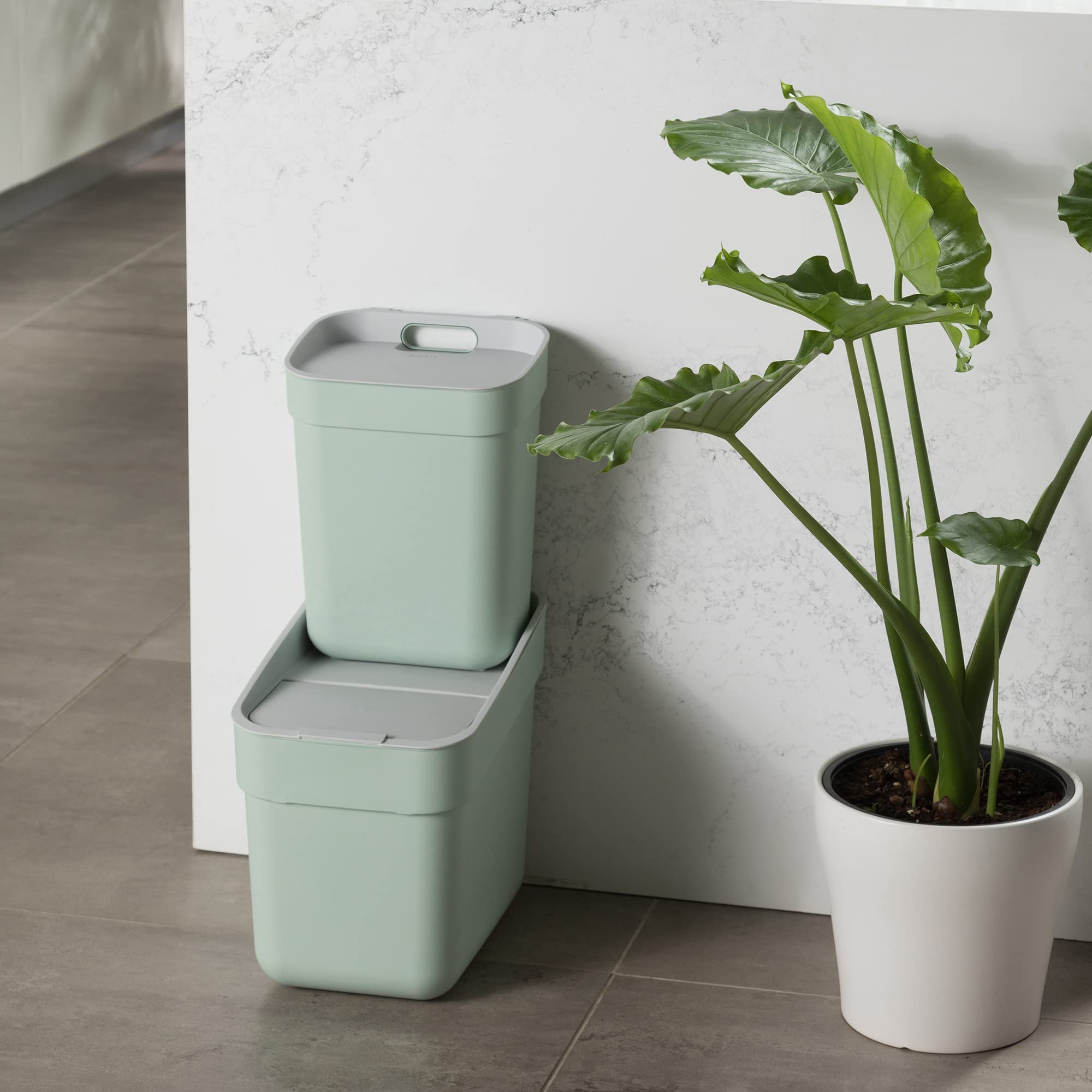 CURVER Ready to Collect 10L Kitchen Recycling Bin - Green with Light Grey Lid | 100% Recycled Plastic 3