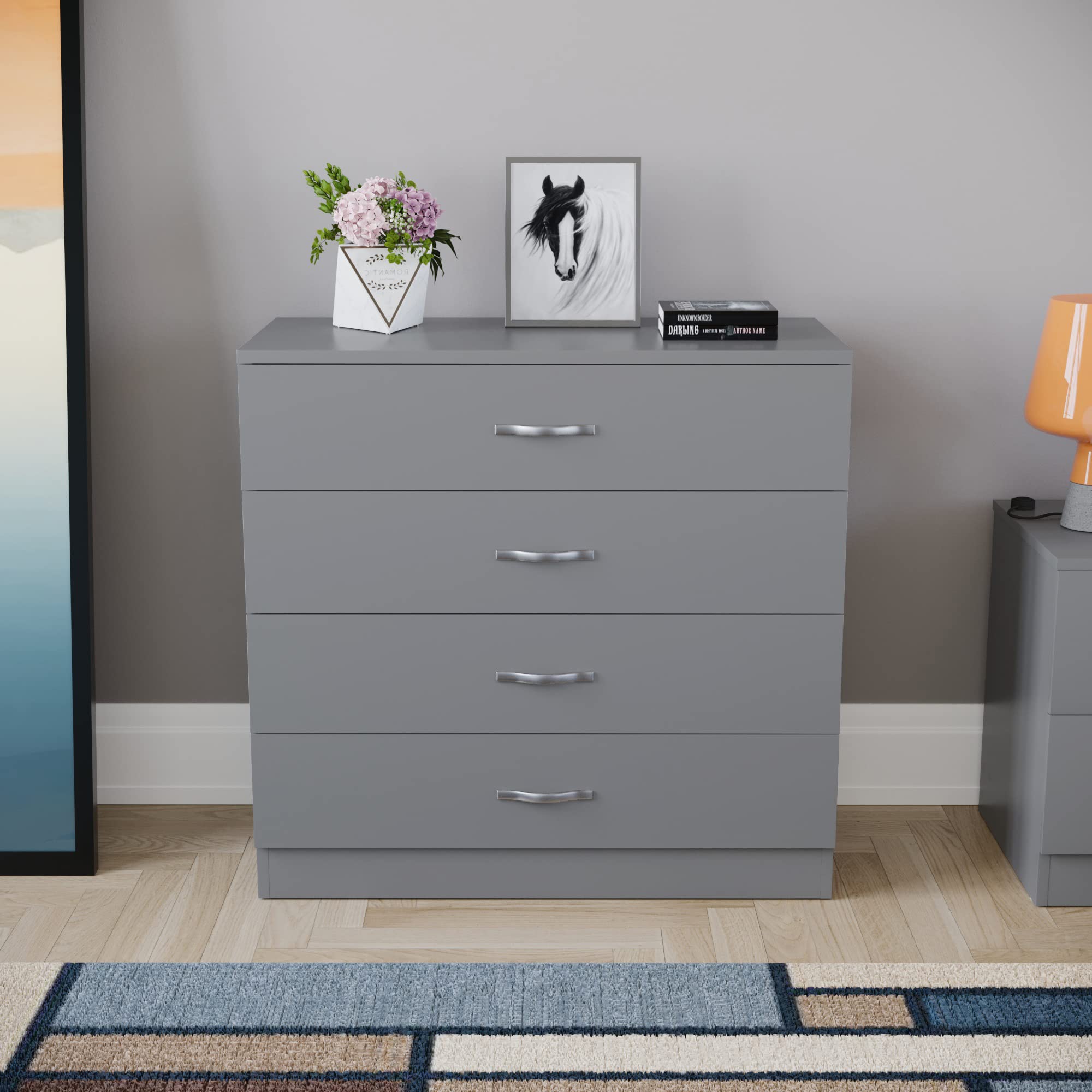 Vida Designs Riano 4 Drawer Chest of Drawers | Grey | Metal Handles & Runners 3