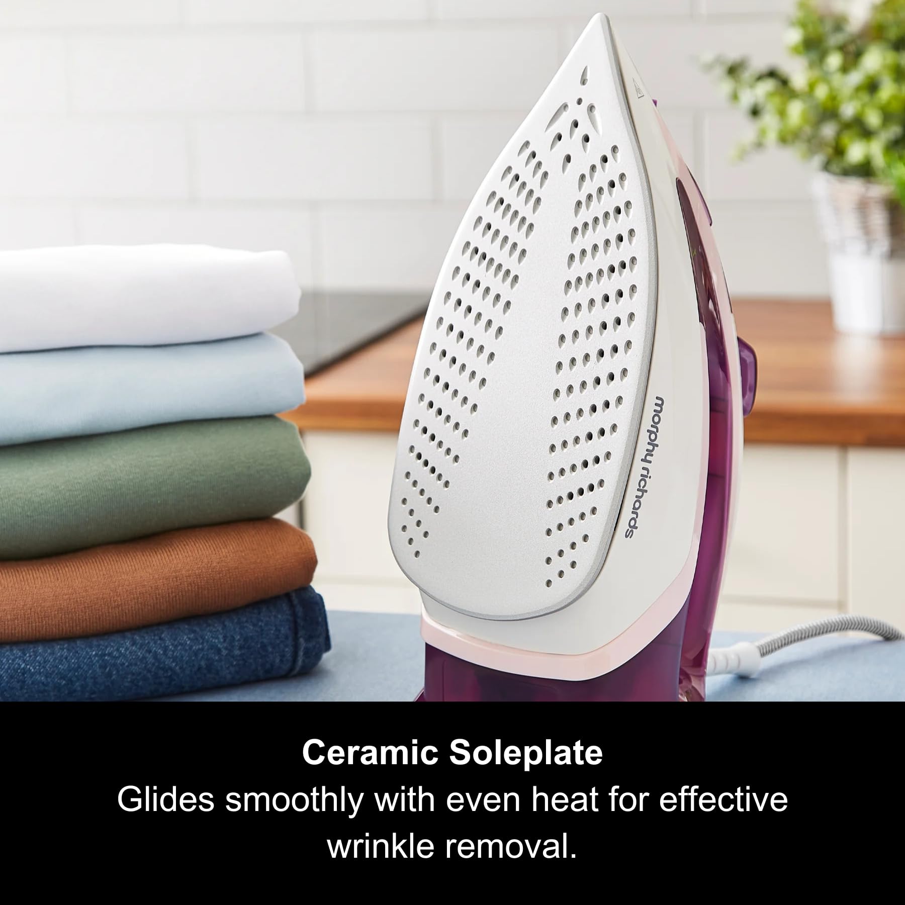 Morphy Richards Steamflow Turbo Steam Iron - 35g/min Vertical Steam | Ceramic Soleplate | 320ml Tank 2