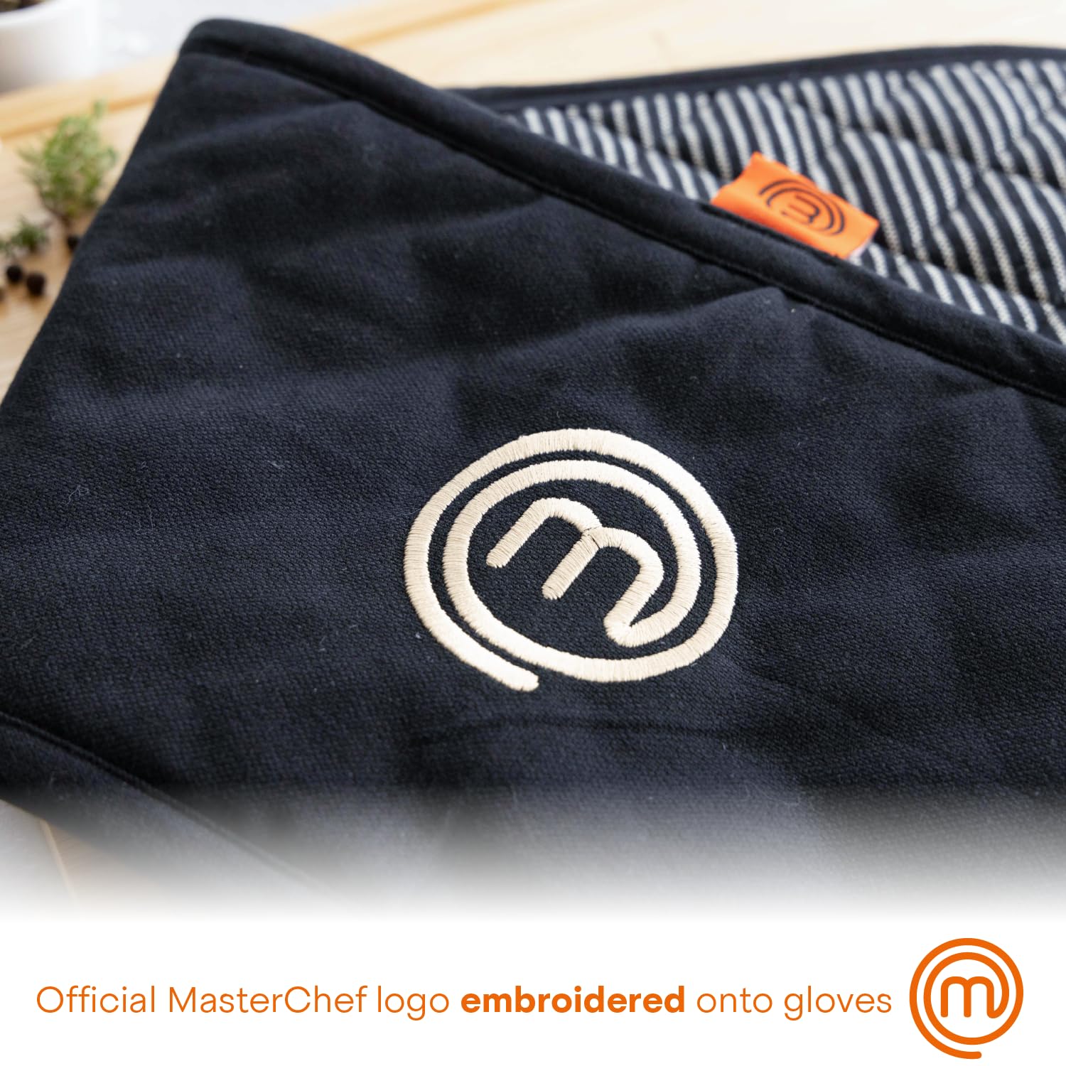 MasterChef Oven Mitts - Heat Resistant Cotton Double Gloves | Elite Black | Machine Washable 5