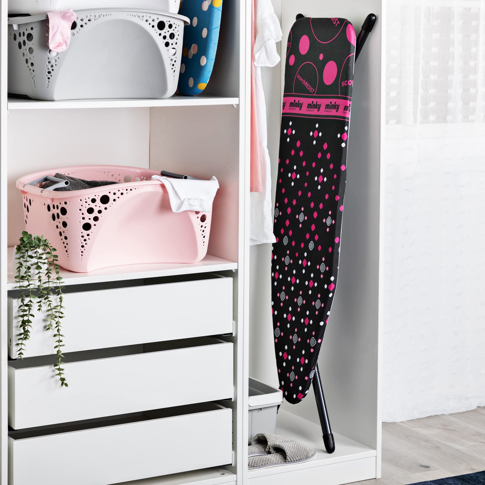 Minky Large Compact Ironing Board with Scorch Resist Zone | 122 x 38cm Surface | Made in the UK 9