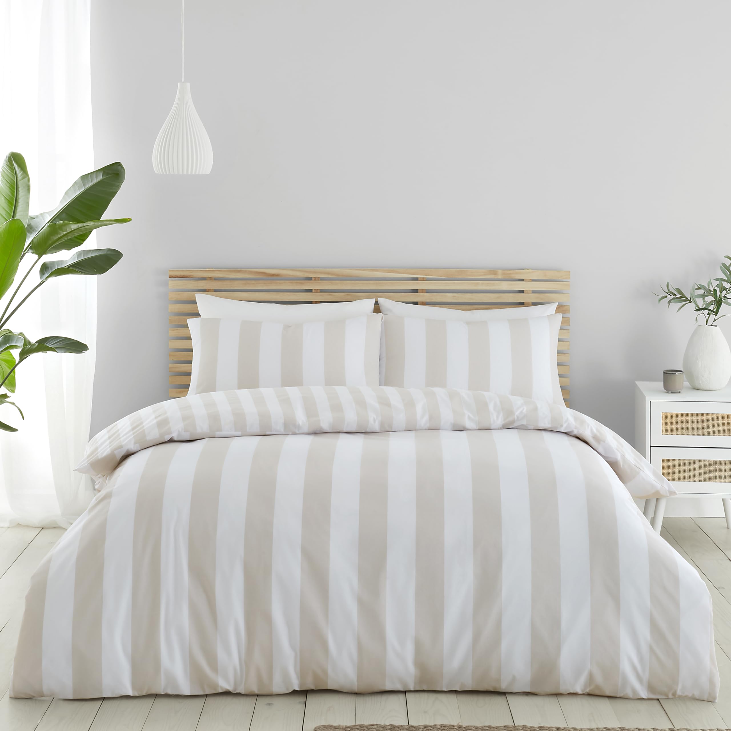 Catherine Lansfield Cove Stripe Reversible Double Duvet Cover Set | 200x200cm | 52% Poly/48% Cotton 1
