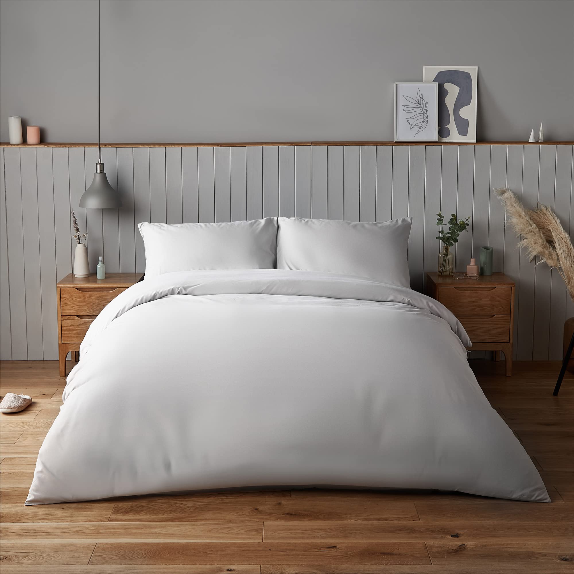 Silentnight Supersoft Microfibre Duvet Cover Set - King Size | 3 Piece Set | White 1