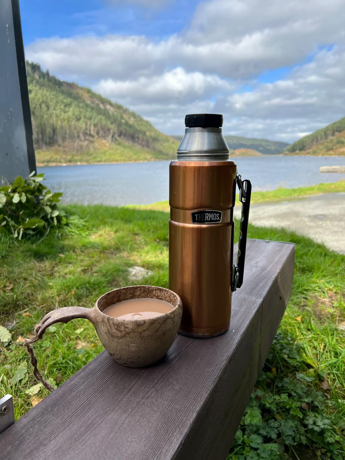 Thermos Stainless King Vacuum Insulated Drink Flask - 1.2 L | Midnight Blue | Durable Stainless Steel 9