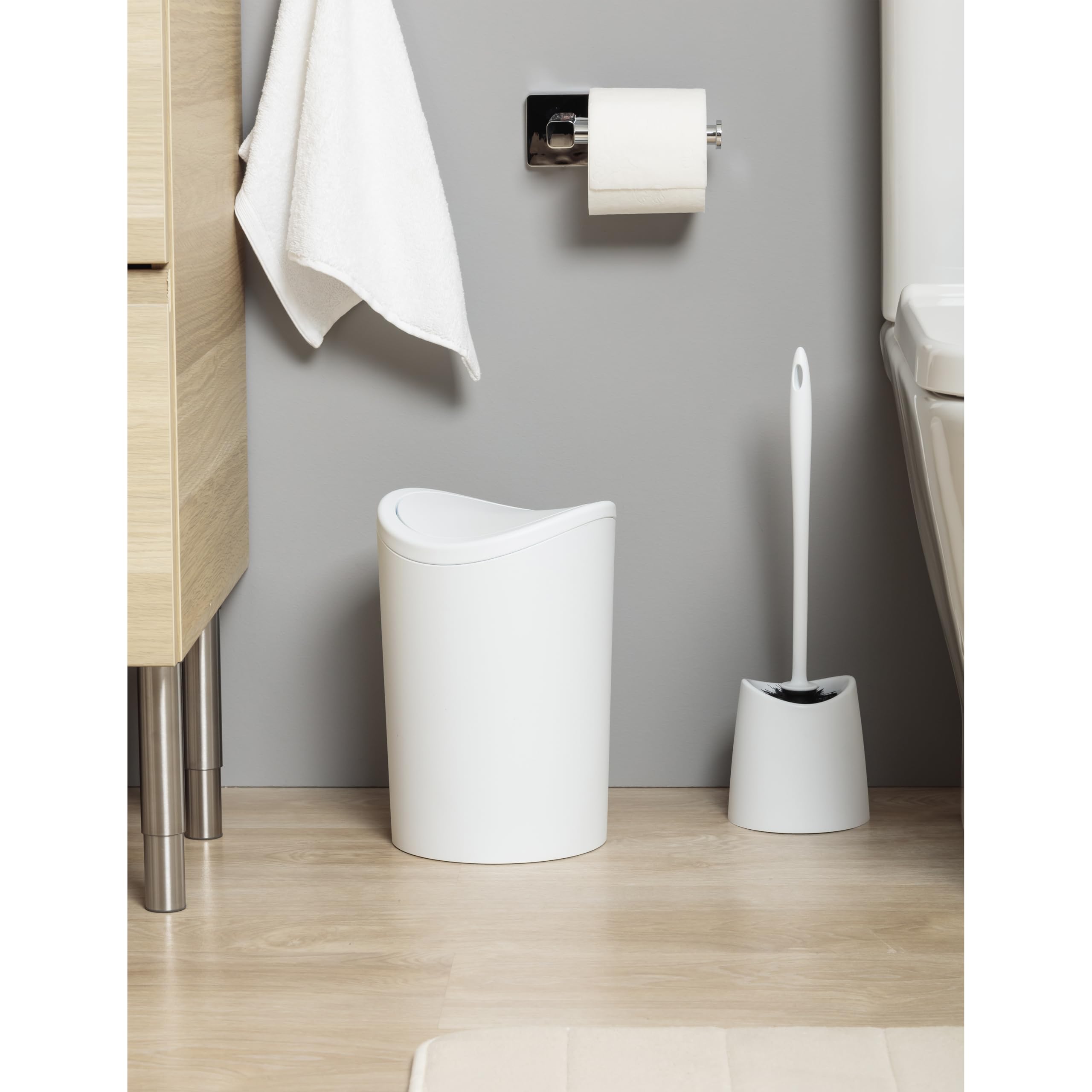 TATAY Bathroom Bin with Swing Lid | 6L Capacity | Compact 19x19x28 cm | White Polypropylene 4