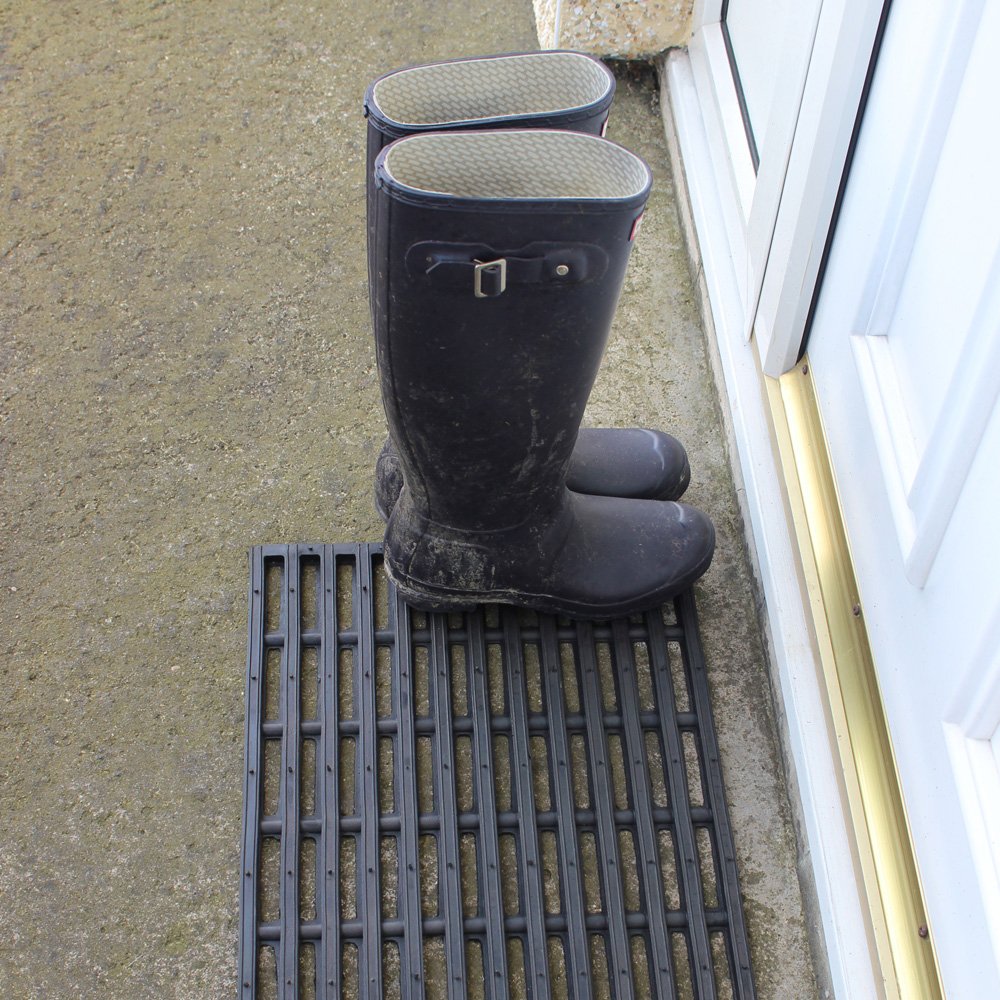 JVL Robusta Heavy Duty Rubber Link Doormat - 36x61 cm | 1.81 kg | Black 2