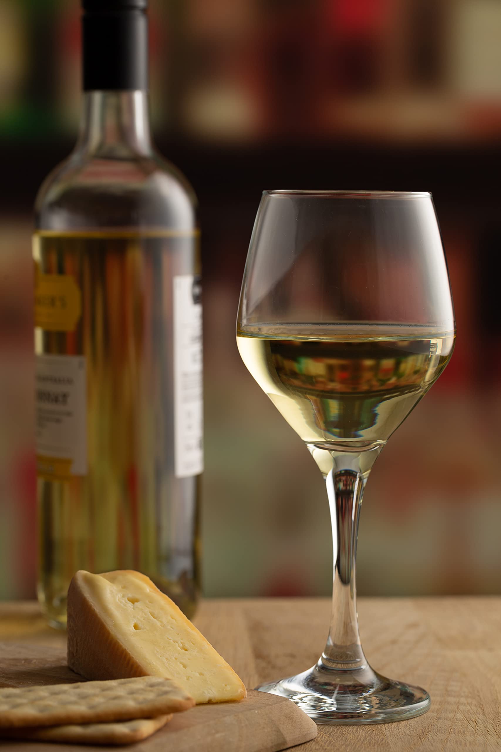 Ravenhead Majestic White Wine Glasses - Set of 4 | 33cl Capacity | Break Resistant Glass 2