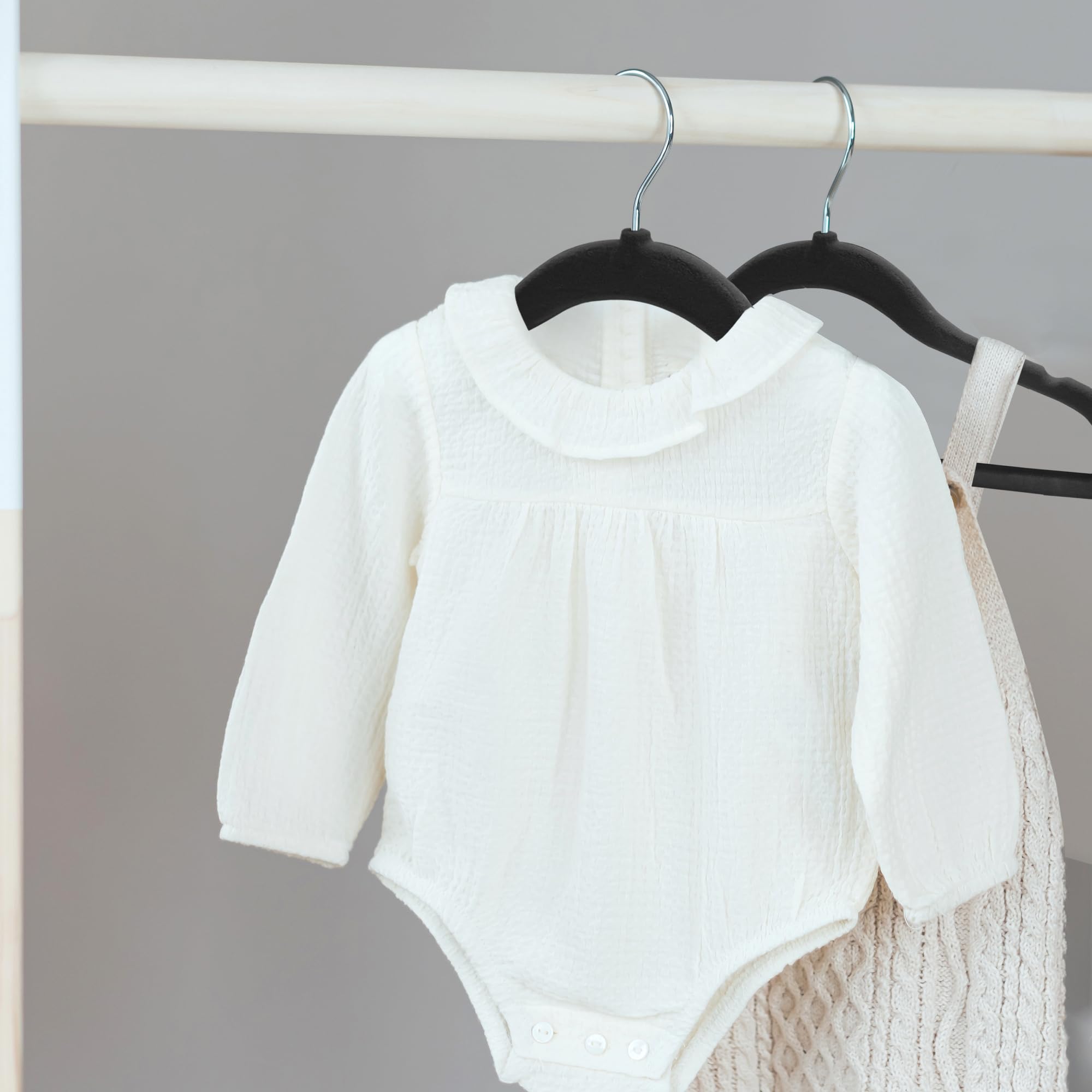 kidoola 20 Count Velvet Baby Hangers - Anti-Slip & Space-Saving for Newborn to 24 Months 6