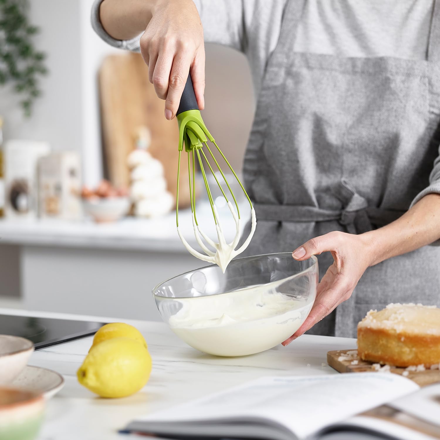 Joseph Joseph Twist Whisk - 2 in 1 Flat and Balloon Whisk | Silicone Coated | Green 2