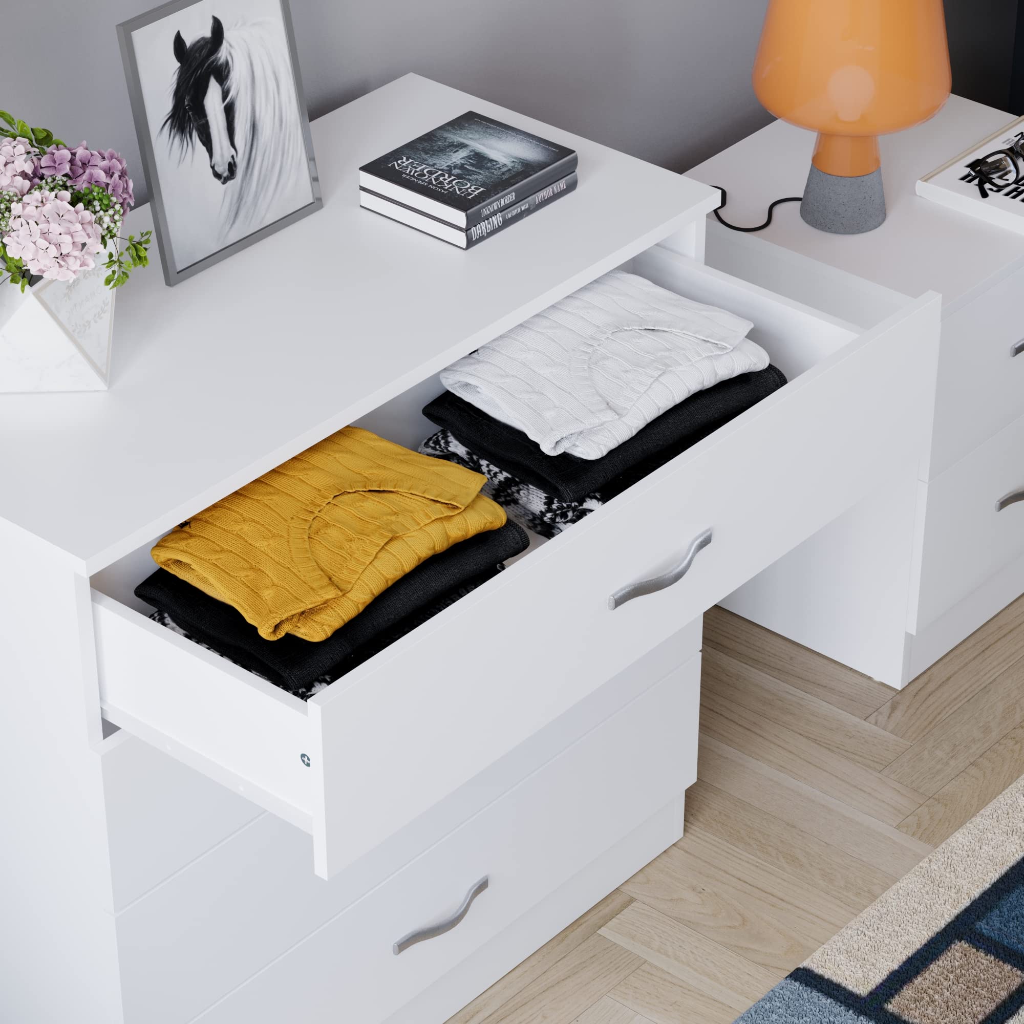 Vida Designs Riano 4 Drawer Chest of Drawers | MDF & Chipboard | White Finish 5