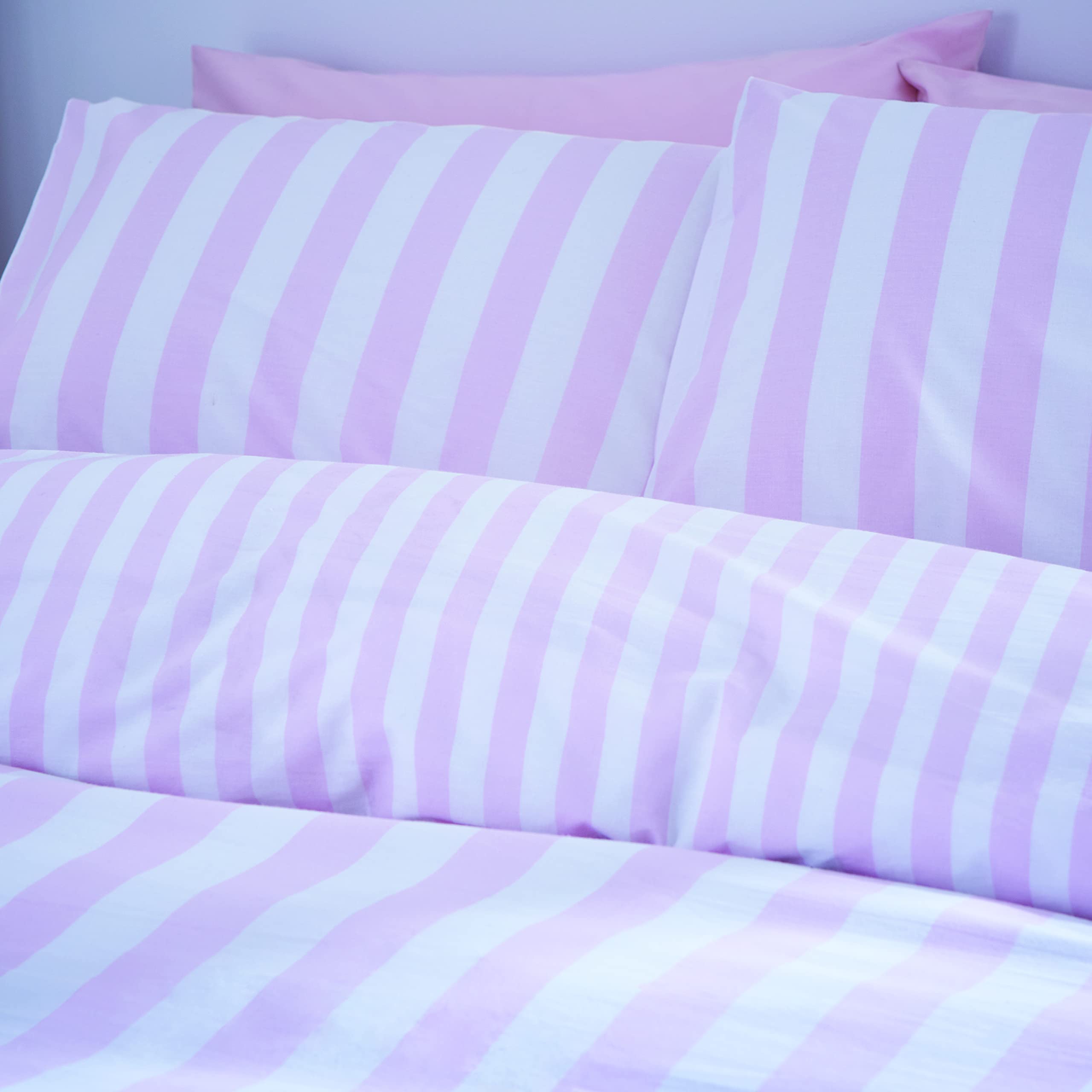 Sassy B Bedding Stripe Tease Reversible Double Duvet Cover Set | Pink | 3 Piece 3