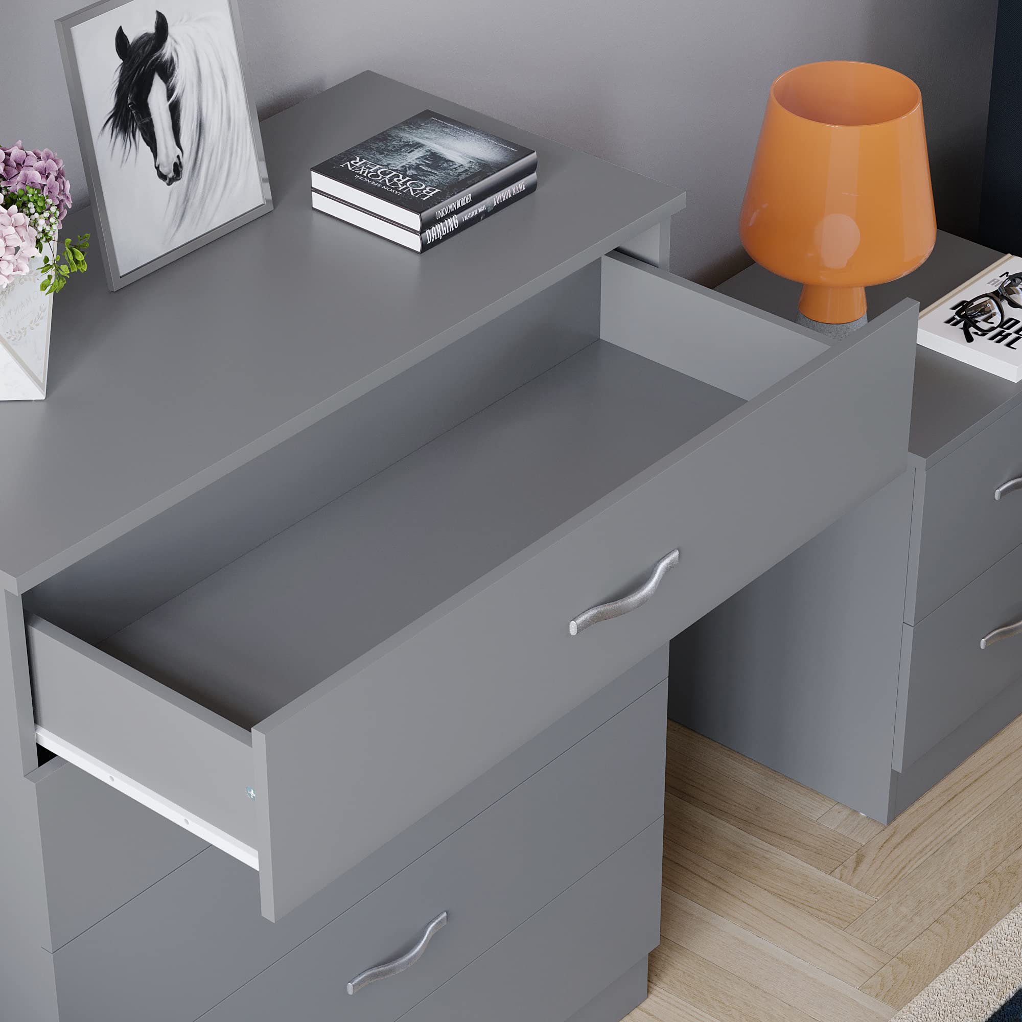 Vida Designs Riano 5 Drawer Chest of Drawers - Grey | Metal Handles & Runners | MDF/Chipboard Construction 4