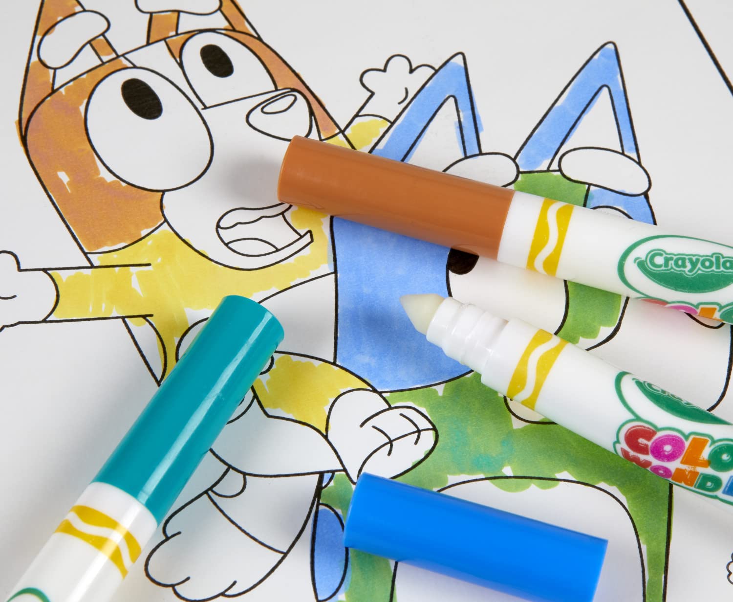 CRAYOLA Color Wonder Bluey Mess-Free Colouring Book | 18 Pages, 5 Markers | Ages 3+ 7