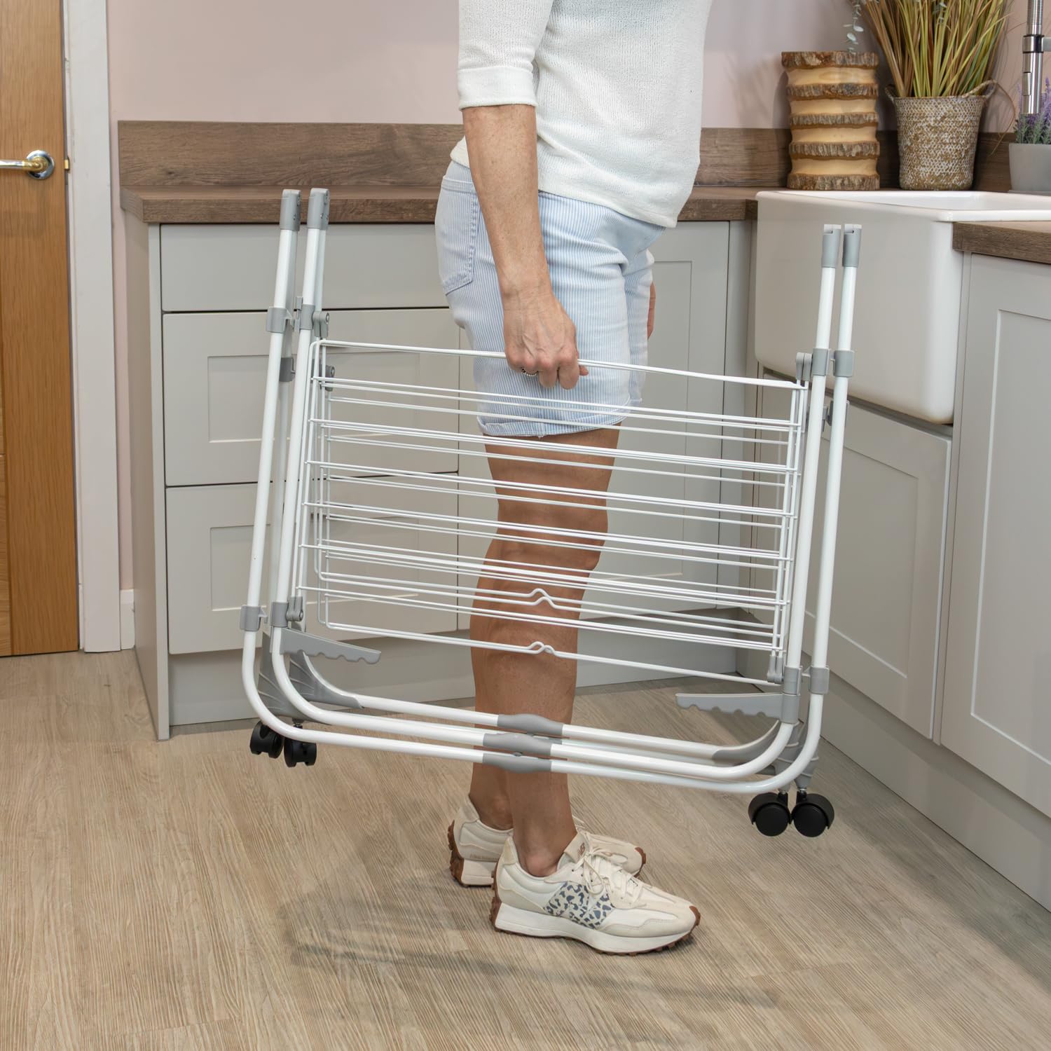 JVL Foldable 3 Tier Drying Rack - 28m Drying Space | Lightweight & Space Saving | White 8