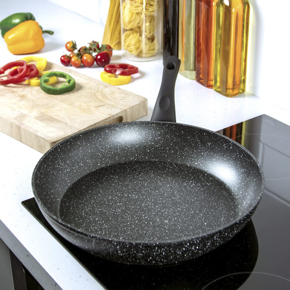 Blackmoor 67259 Classic 32cm Frying Pan | Non-Stick Coating | Cool Touch Handle | All Hobs Incl. Induction 6