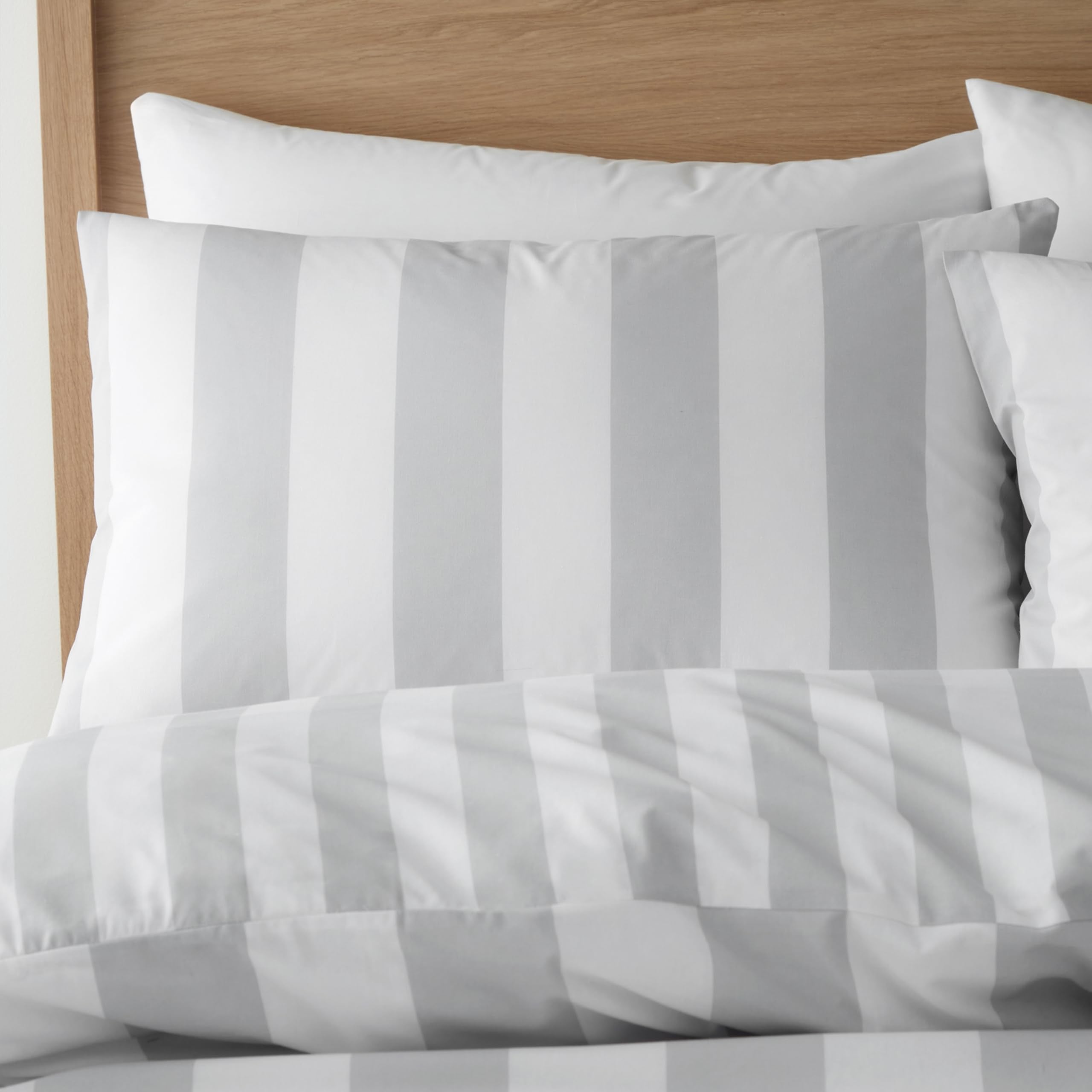 Catherine Lansfield Cove Stripe Reversible Double Duvet Cover Set | Silver | 52% Polyester 48% Cotton 3