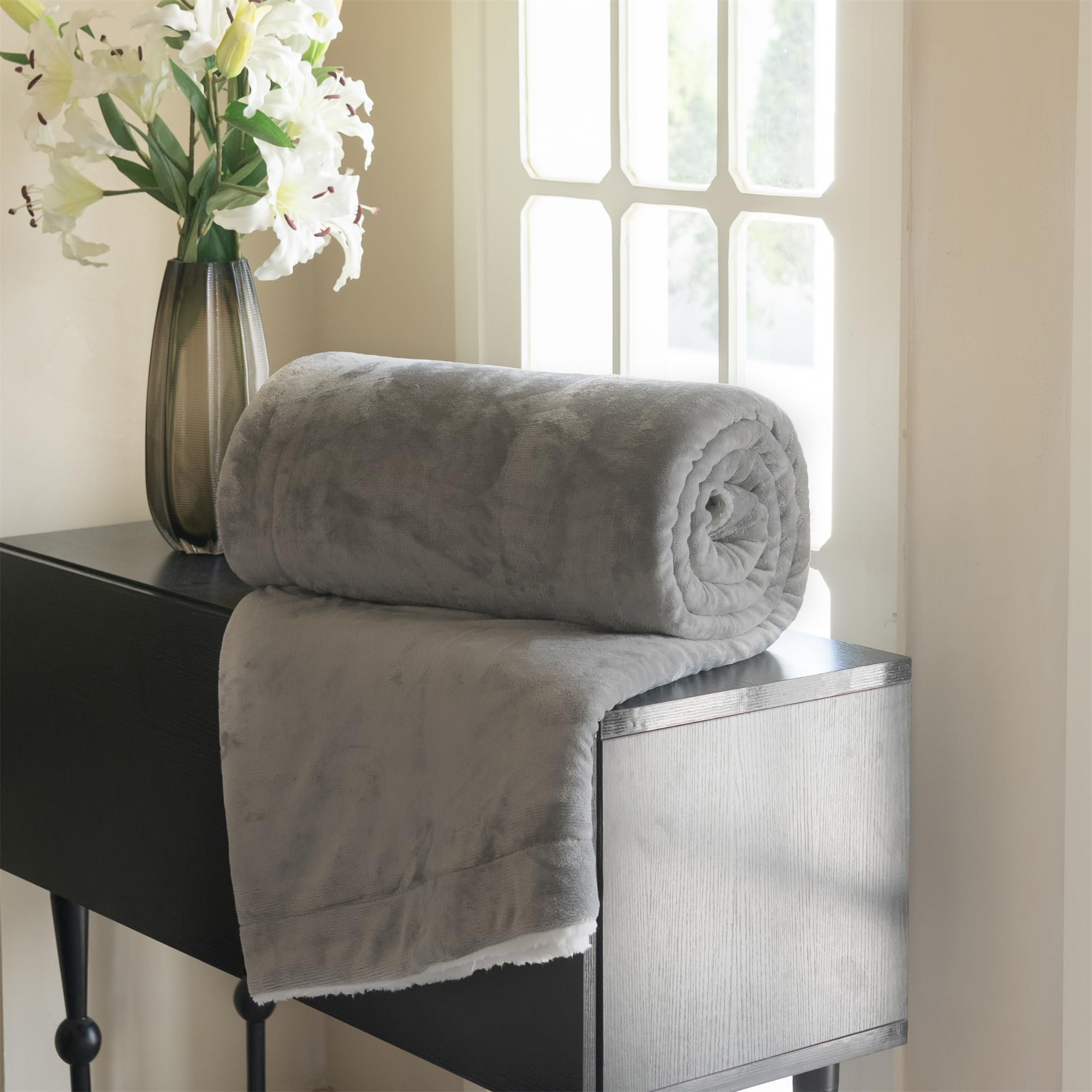 Good Nite Sherpa Flannel Throw Blanket - Double-Sided Warmth | 130x150cm | Grey 7