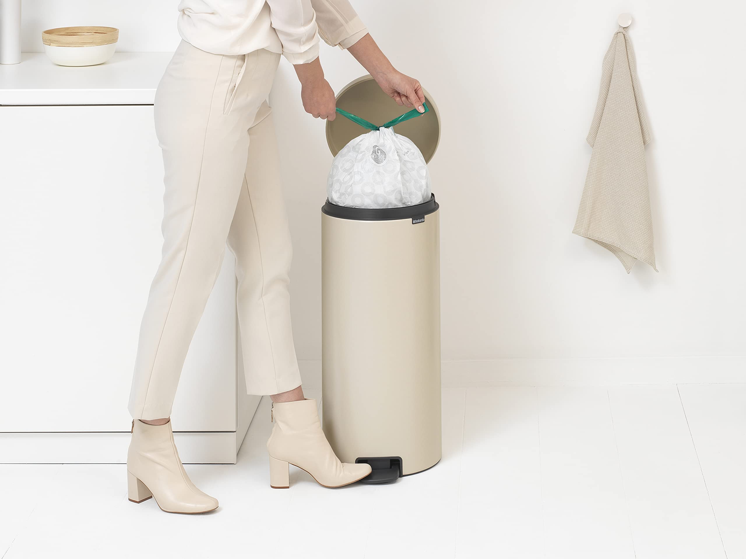 Brabantia NewIcon Pedal Bin - 30L Kitchen Waste Bin | Soft Beige | Soft Closing Lid 8