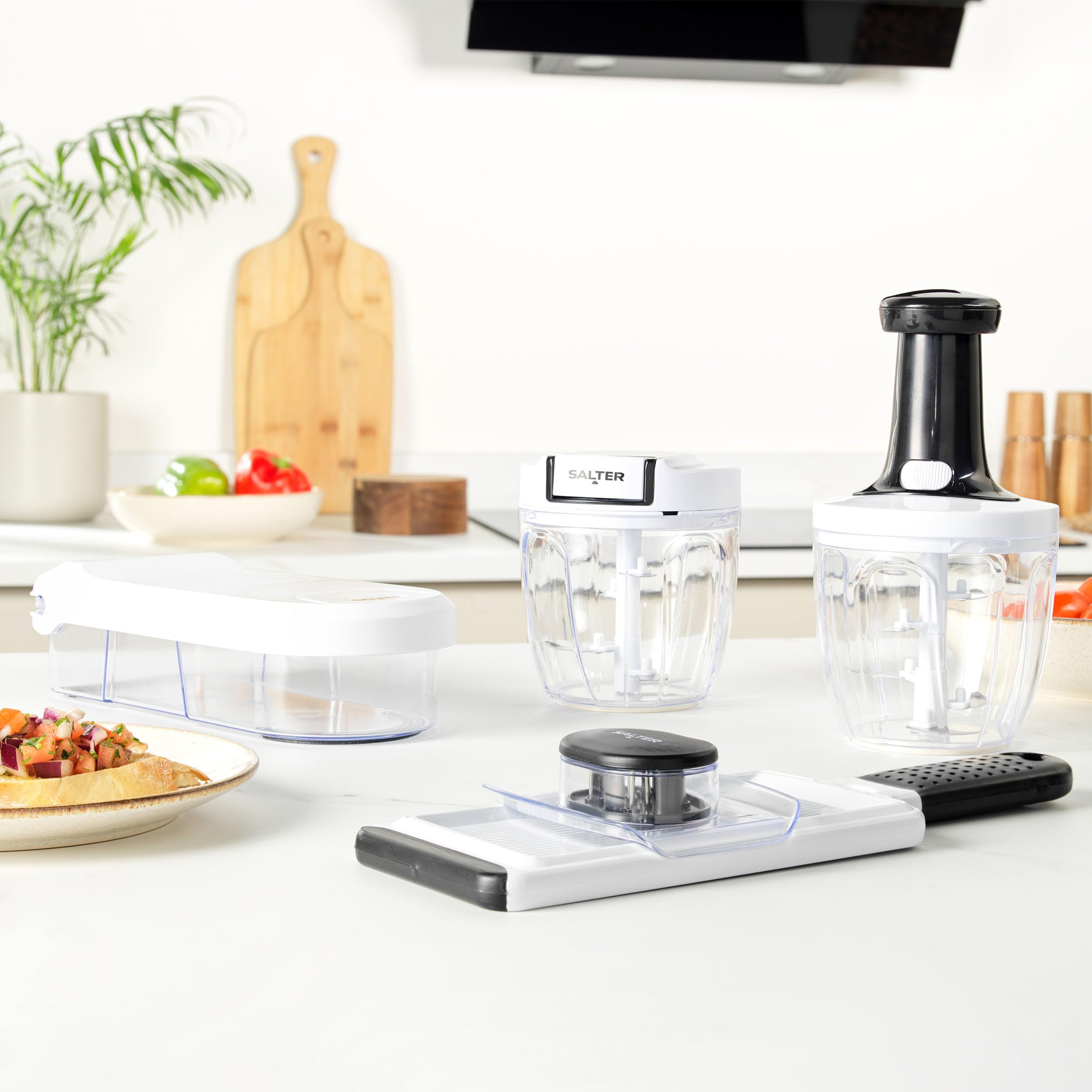 Salter BW12926EU7 Multifunctional Food Chopper - 6-in-1 Vegetable Slicer with Interchangeable Blades 5