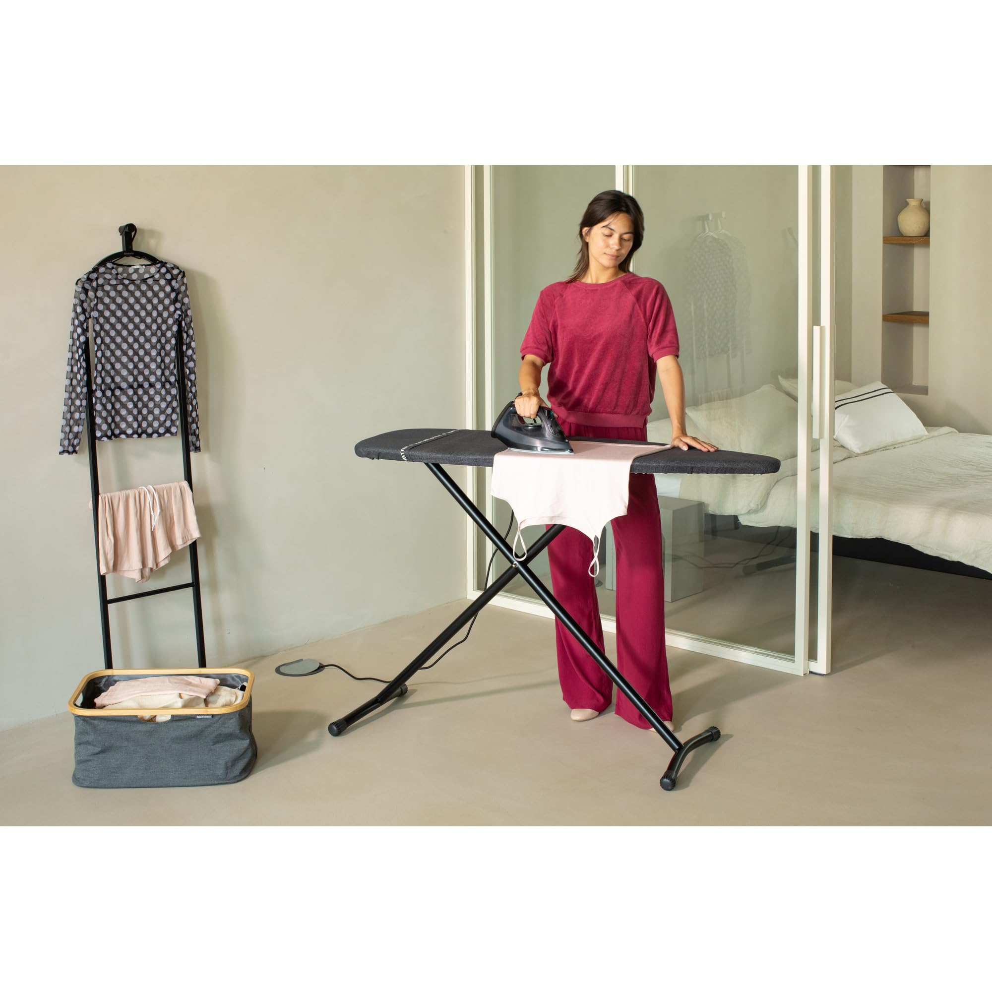 Brabantia Ironing Board D - Extra Large 135x45cm | Heat Resistant Parking | Adjustable Height 6