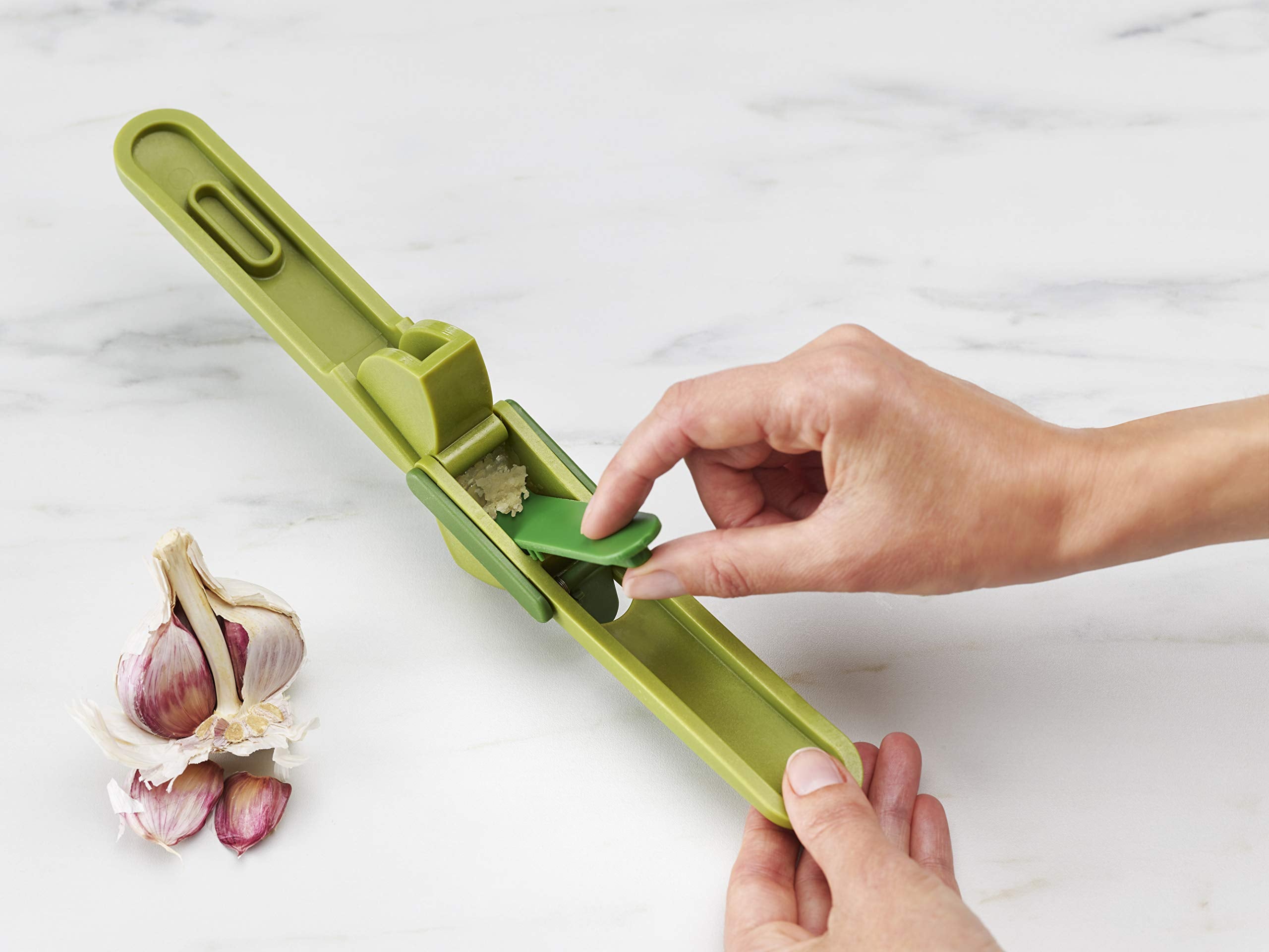 Joseph Joseph CleanForce Garlic Press Ginger Crusher Mincer | Easy Squeeze & Clean | Green 3