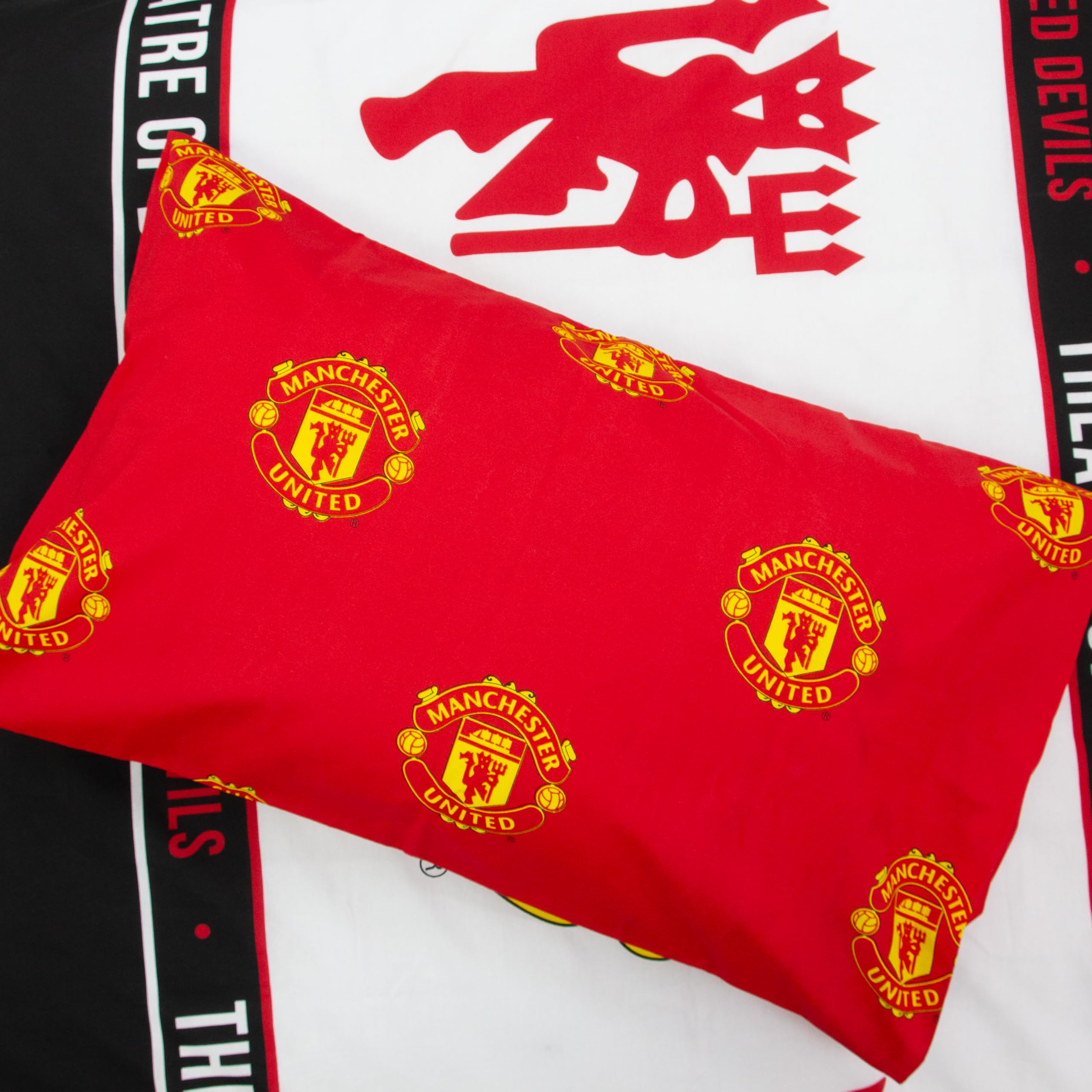 Manchester United FC Official Single Duvet Cover Set - Reversible Patch Design | Polycotton 8