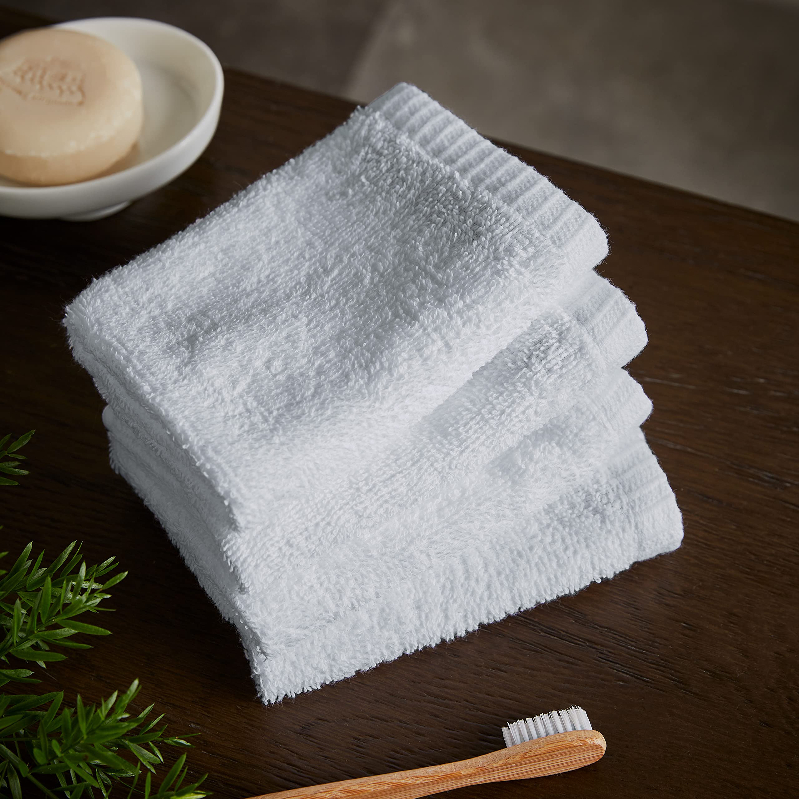 Catherine Lansfield Quick Dry Cotton Face Cloth Set - 4 Pack White | 400gsm | 30x30cm 1