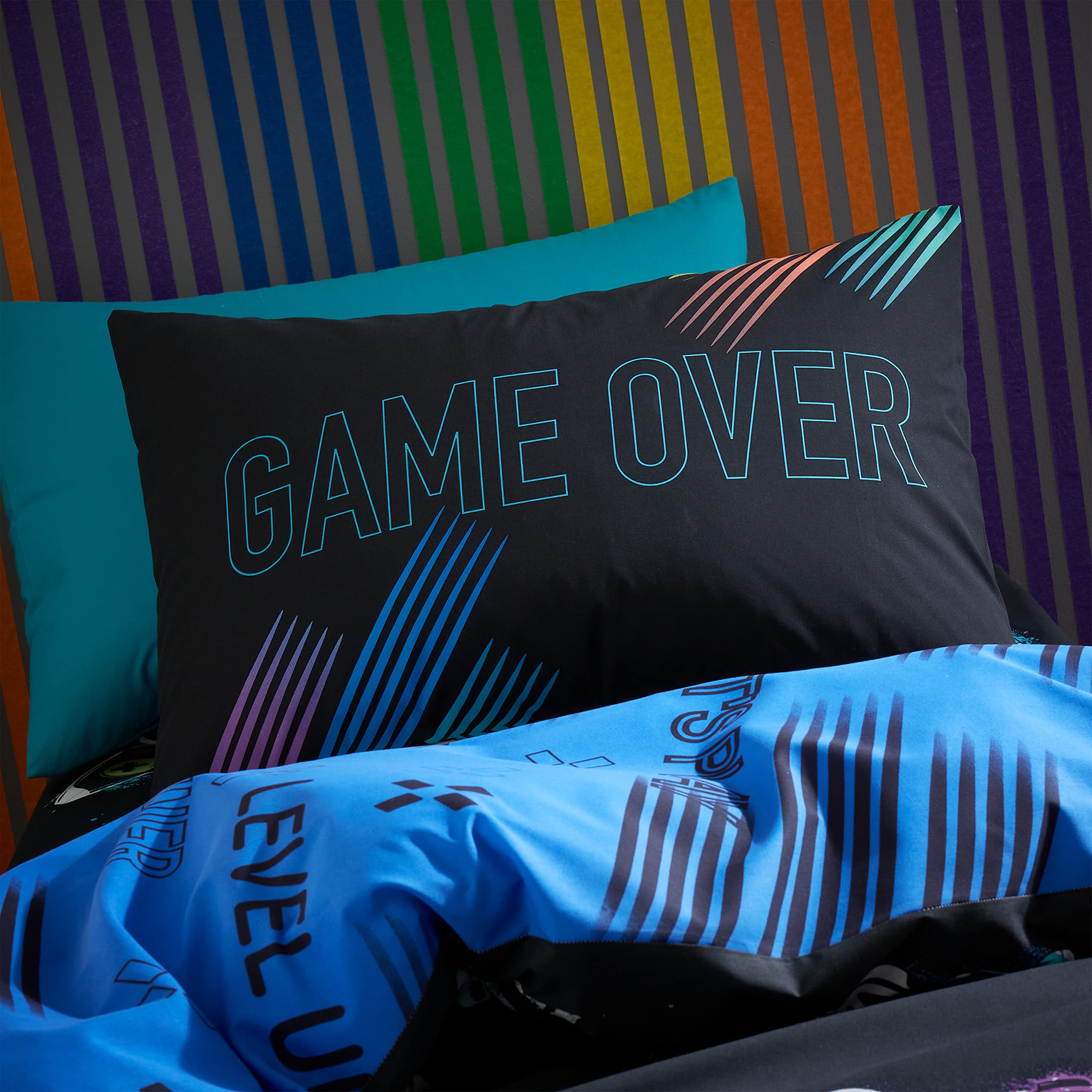 Catherine Lansfield Game Over Single Duvet Cover Set | Black Polycotton | Reversible 2